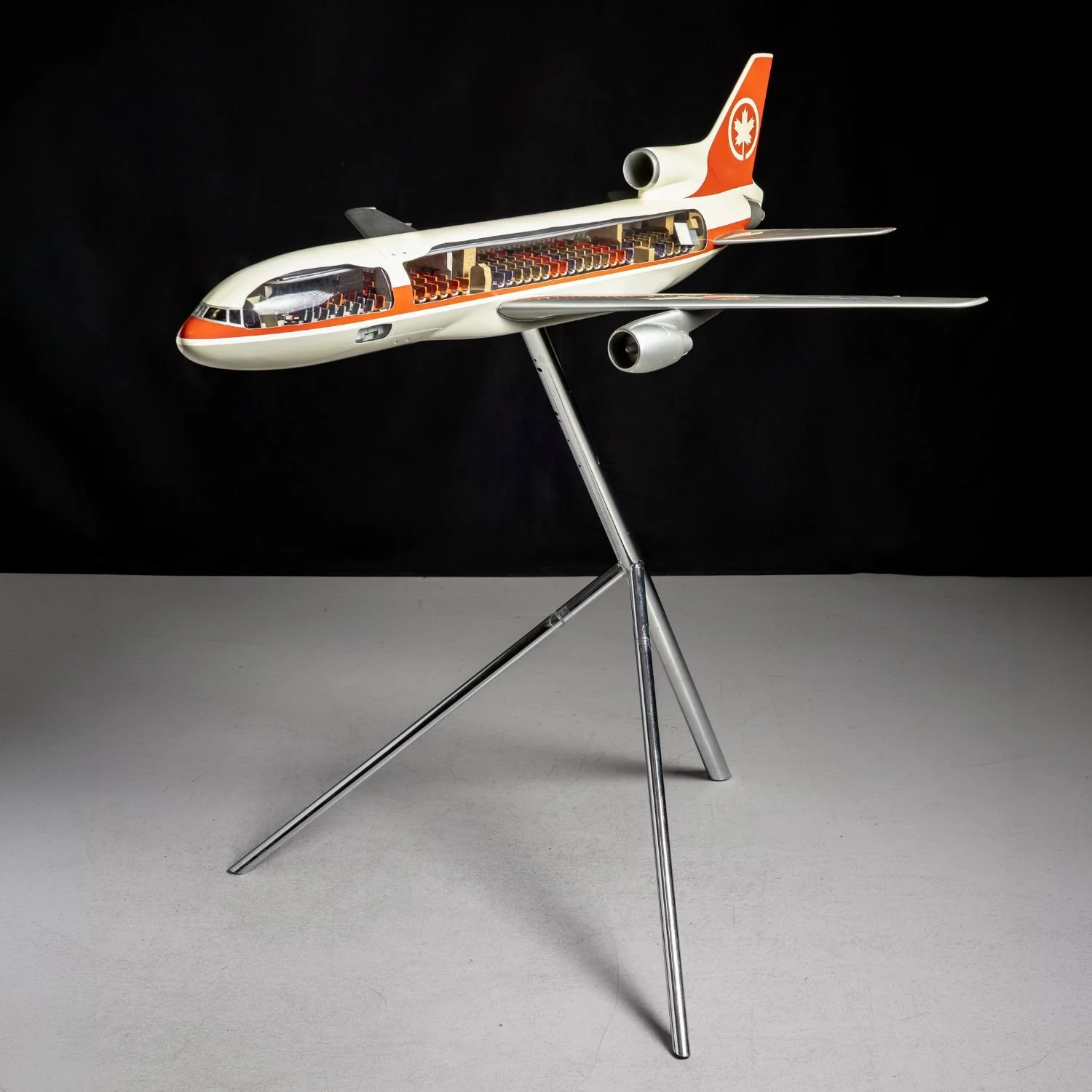 Westway Lockheed L1011 Tri Star – 1:36 cutaway floor model aircraft made in England for the Canadian market, monumental display piece (CA$14,520).
