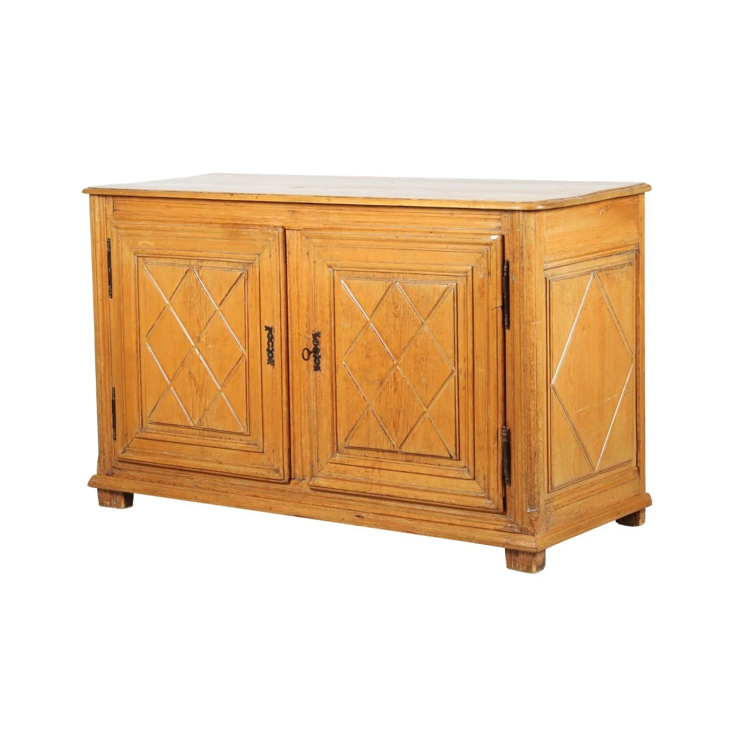 French Régime Buffet, Quebec Sculpture &amp; Mi’kmaq Quill Box Headline October 10 Canadiana Auction