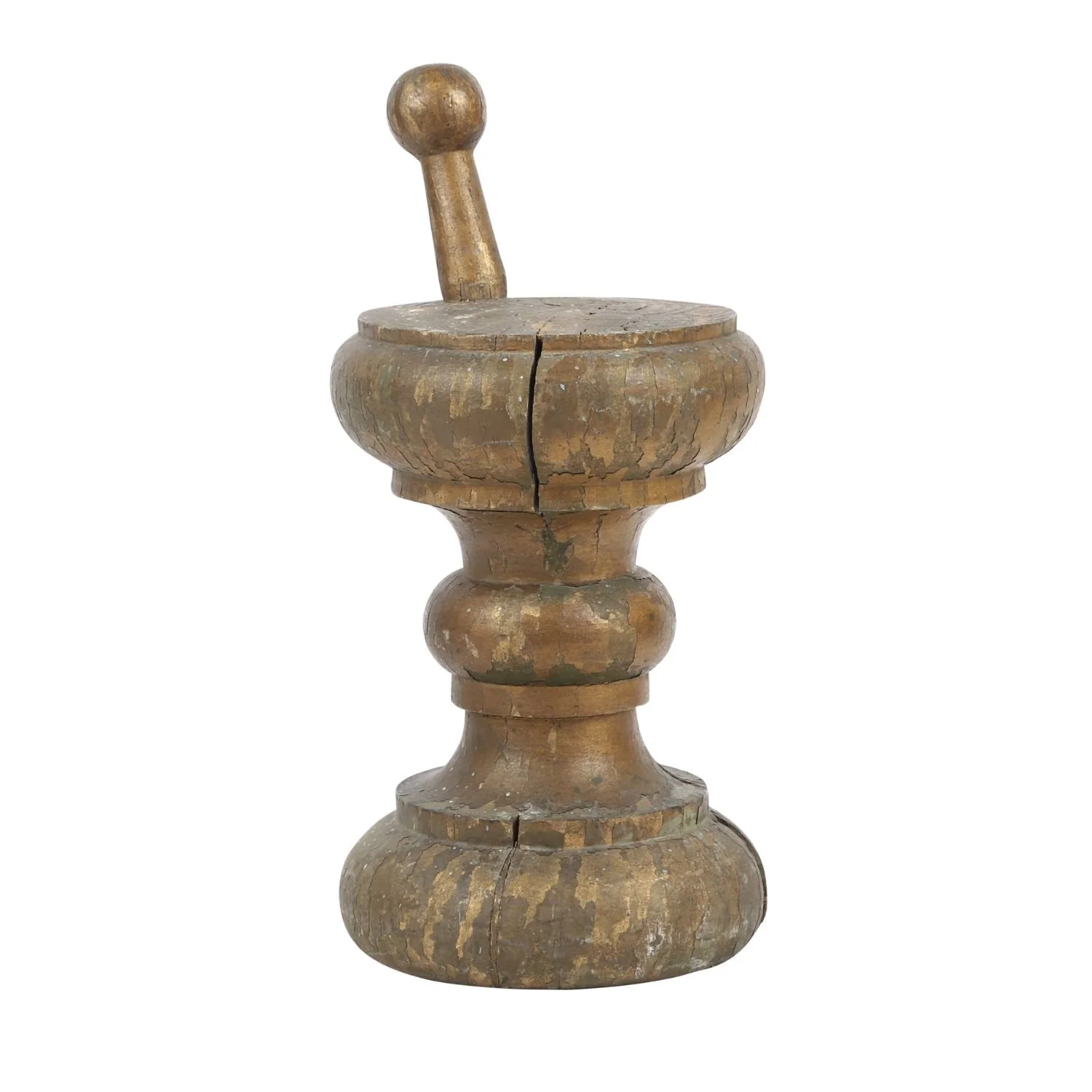 Circa 1830 Canadian pine apothecary trade sign with original gold paint. Estimate: $1,200–$1,500 CAD.