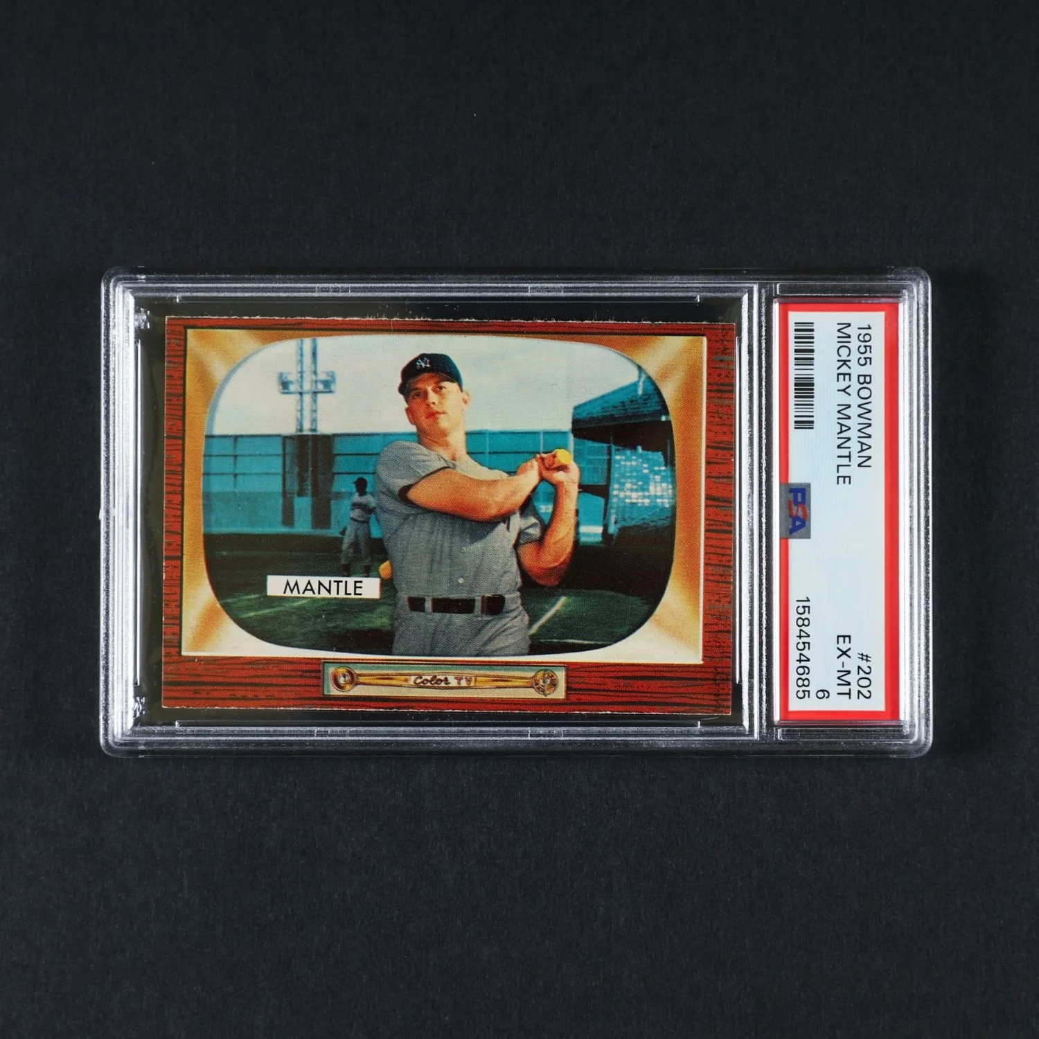 1955 Bowman #202 Mickey Mantle, graded PSA 6 EX-MT. Estimate: CA$4,000-6,000.