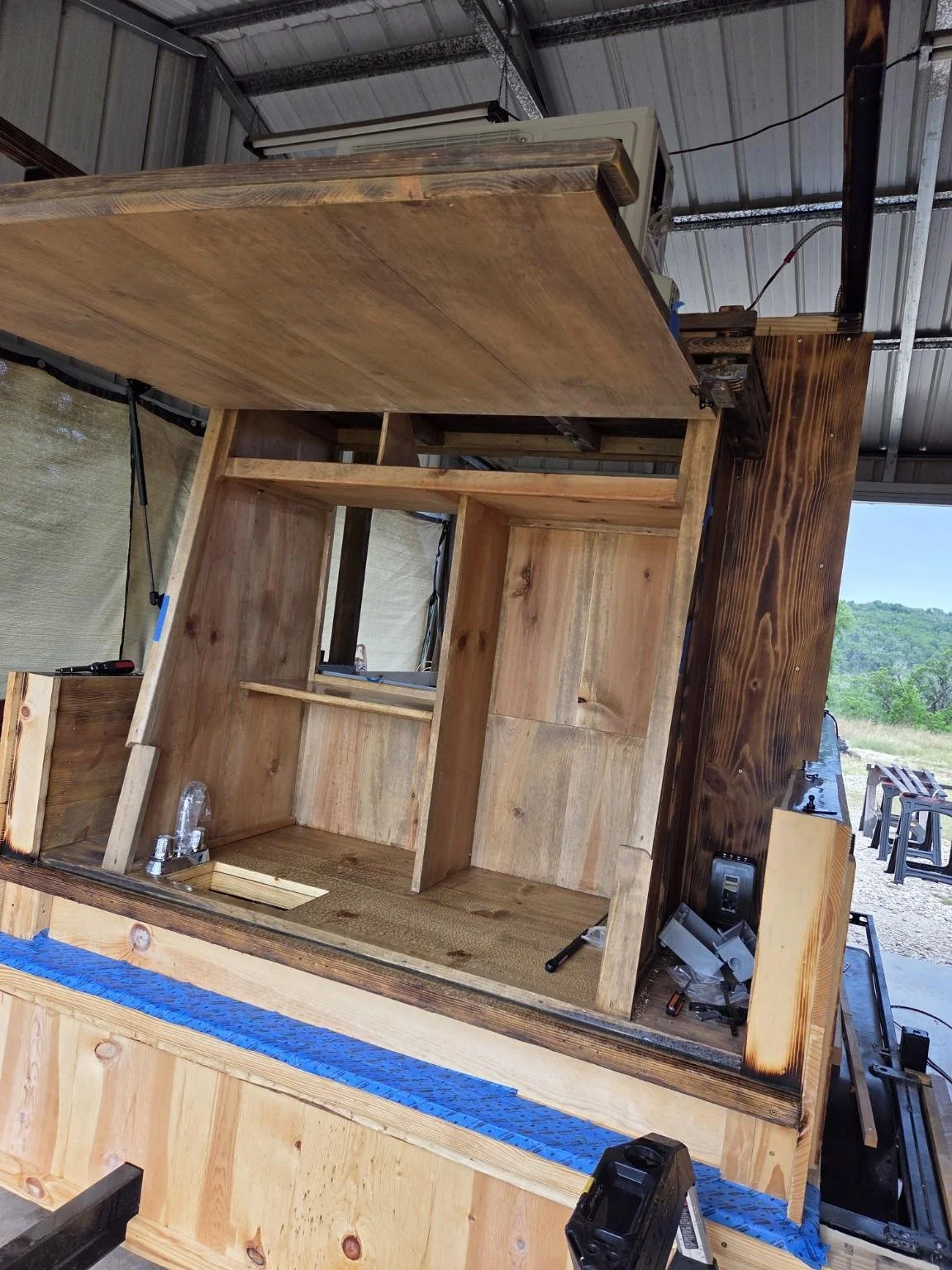 03-service-window-framing.jpg