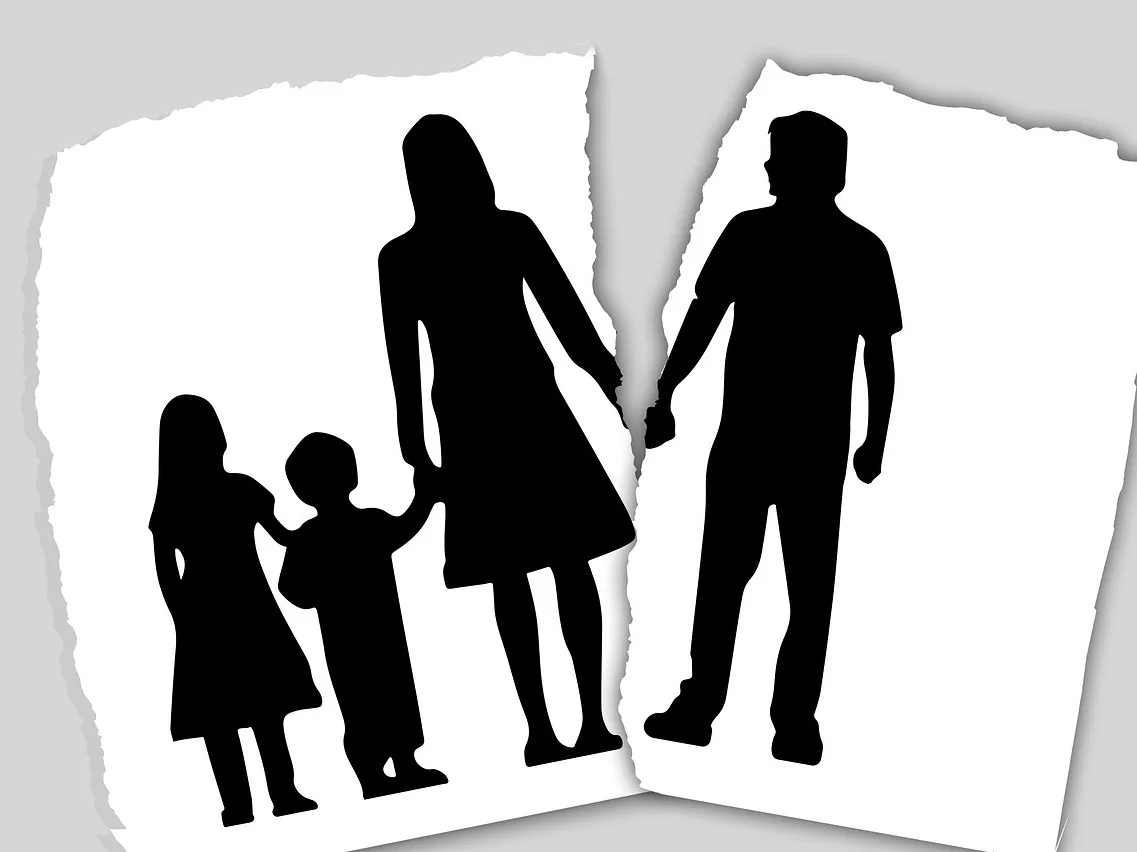 family-3090056_1280.jpg