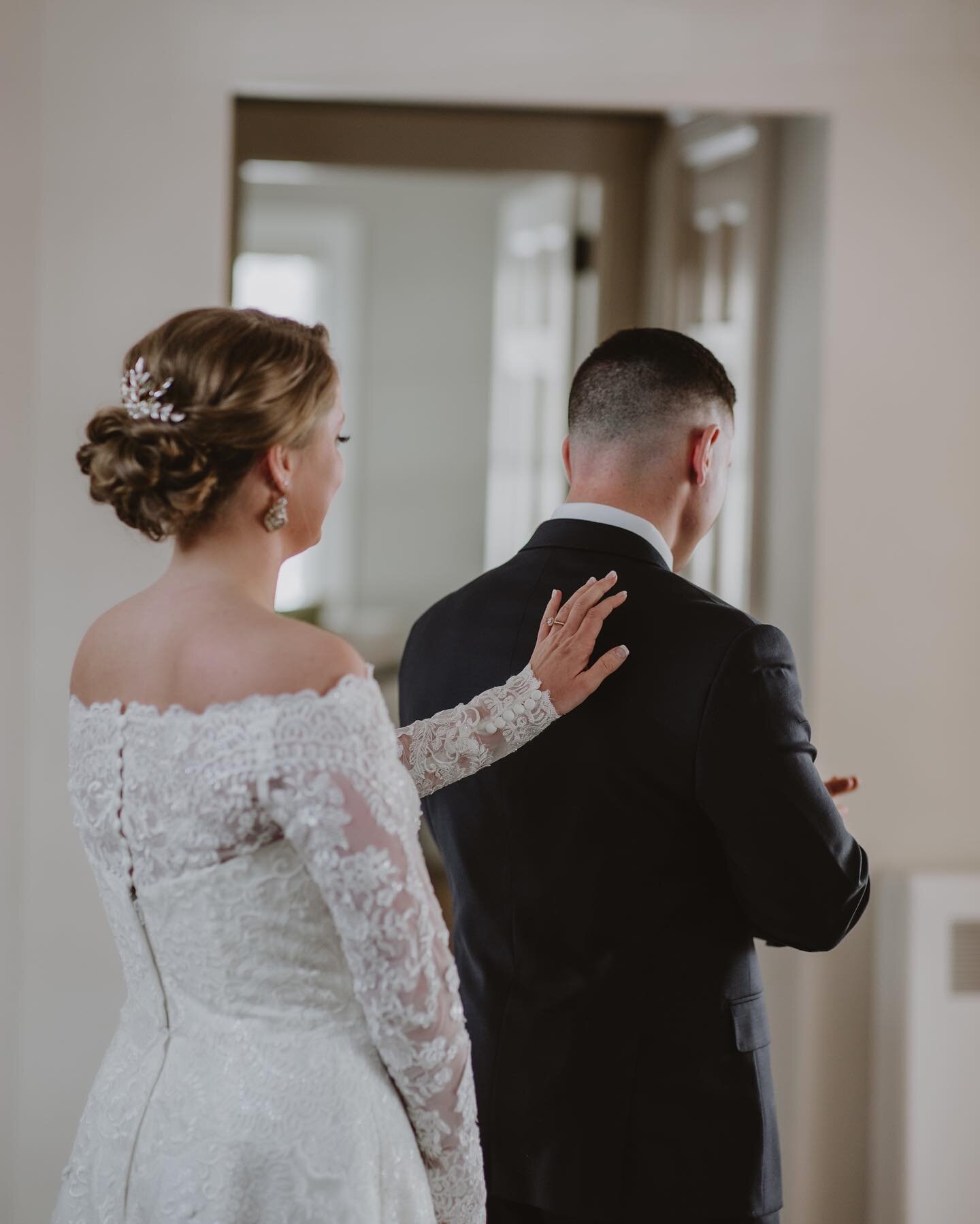 Need a reason to do a first look? I&rsquo;m giving it to you right here. Brittany and Taylor&rsquo;s first look was my favorite one yet. Taylor&rsquo;s face turning around to see his bride for the first time on their day before they committed themsel