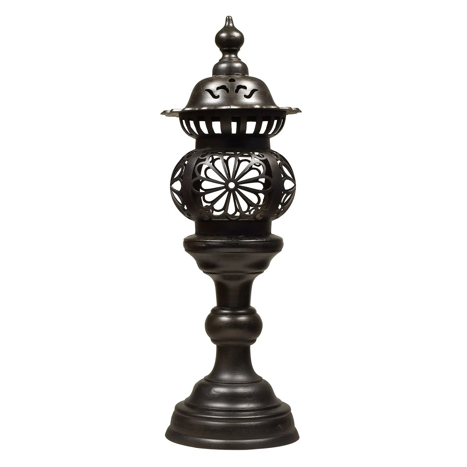Iron-Oil-Lamp-Morgan-Oakes-Oaks-1c.jpg