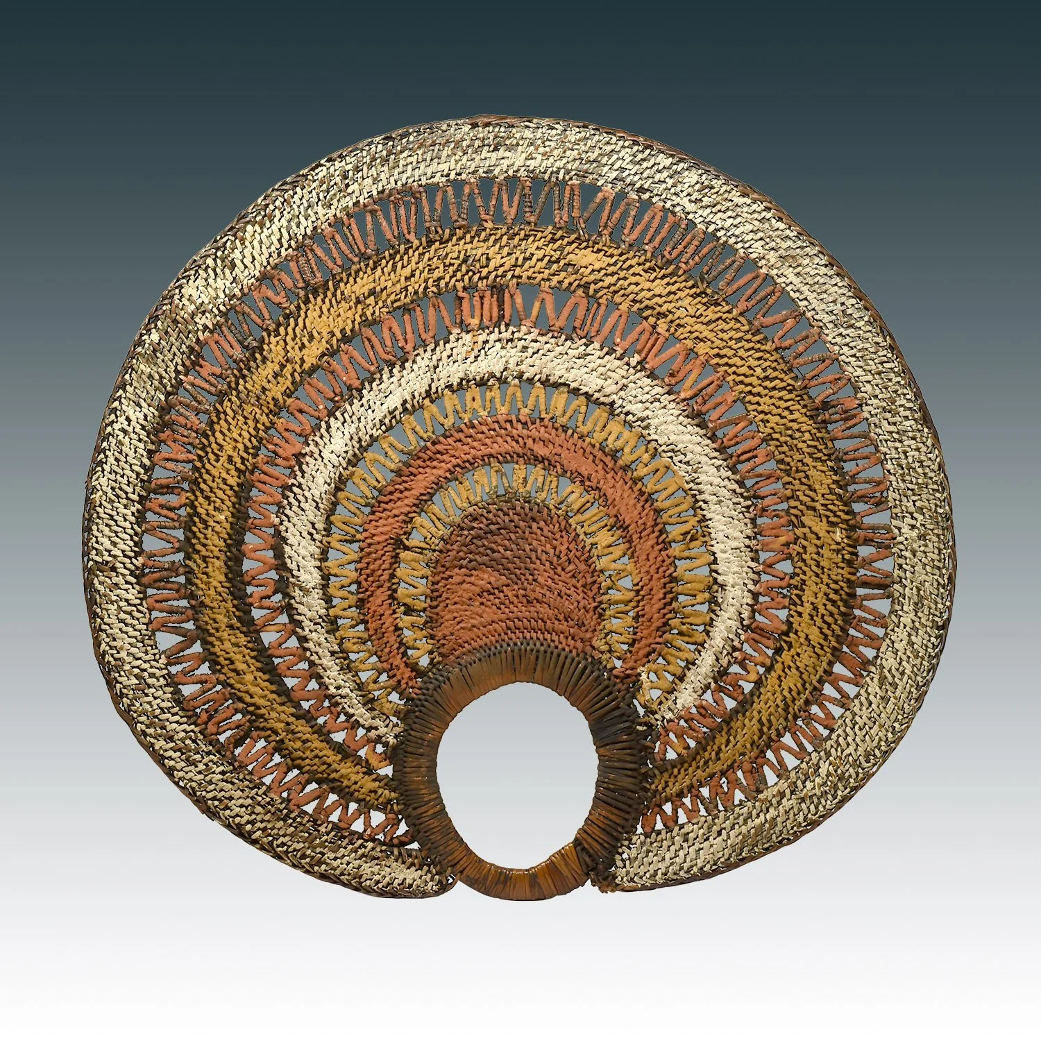 Yam-Headdress-Abelam-Sepik-Papua-New-Guinea-morgan-oakes-oaks-1a3.jpg