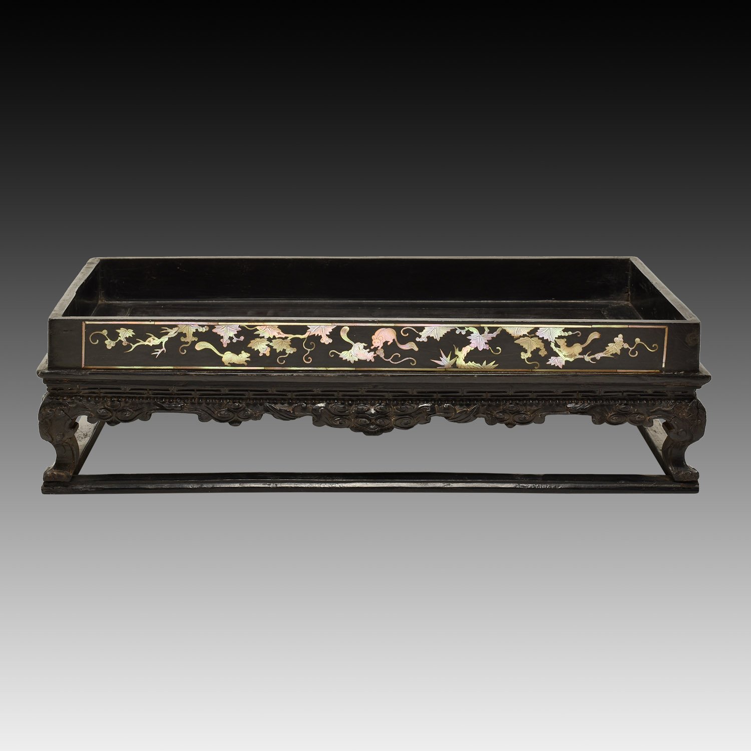 Rectangular-Tray-Pearl-Inlay-Asia-Moirgan-Oakes-Oaks-1aa2.jpg