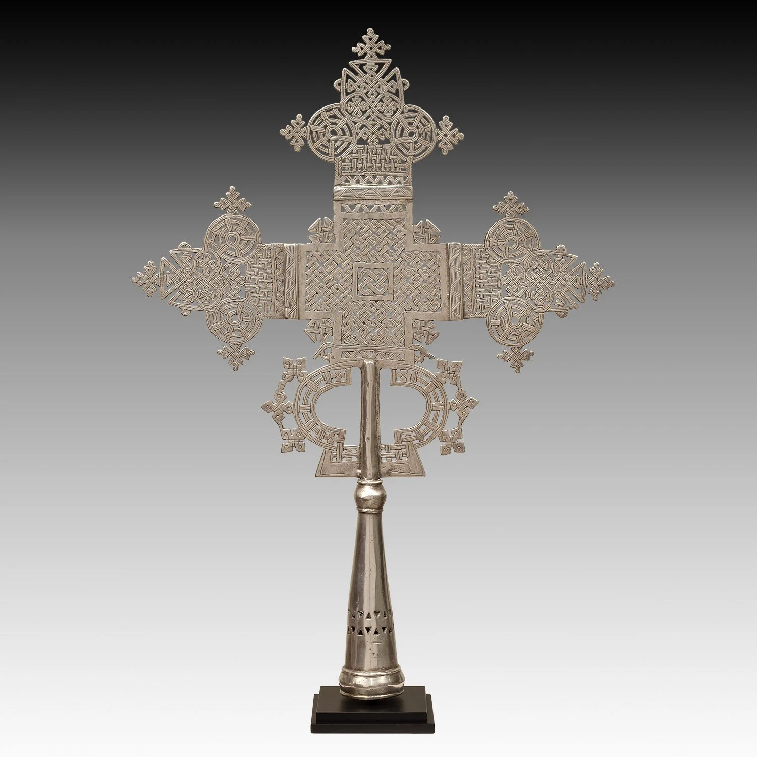 Ethiopian-Cross-Processional-Silver-Morgan-Oakes-Oaks-1a2.jpg
