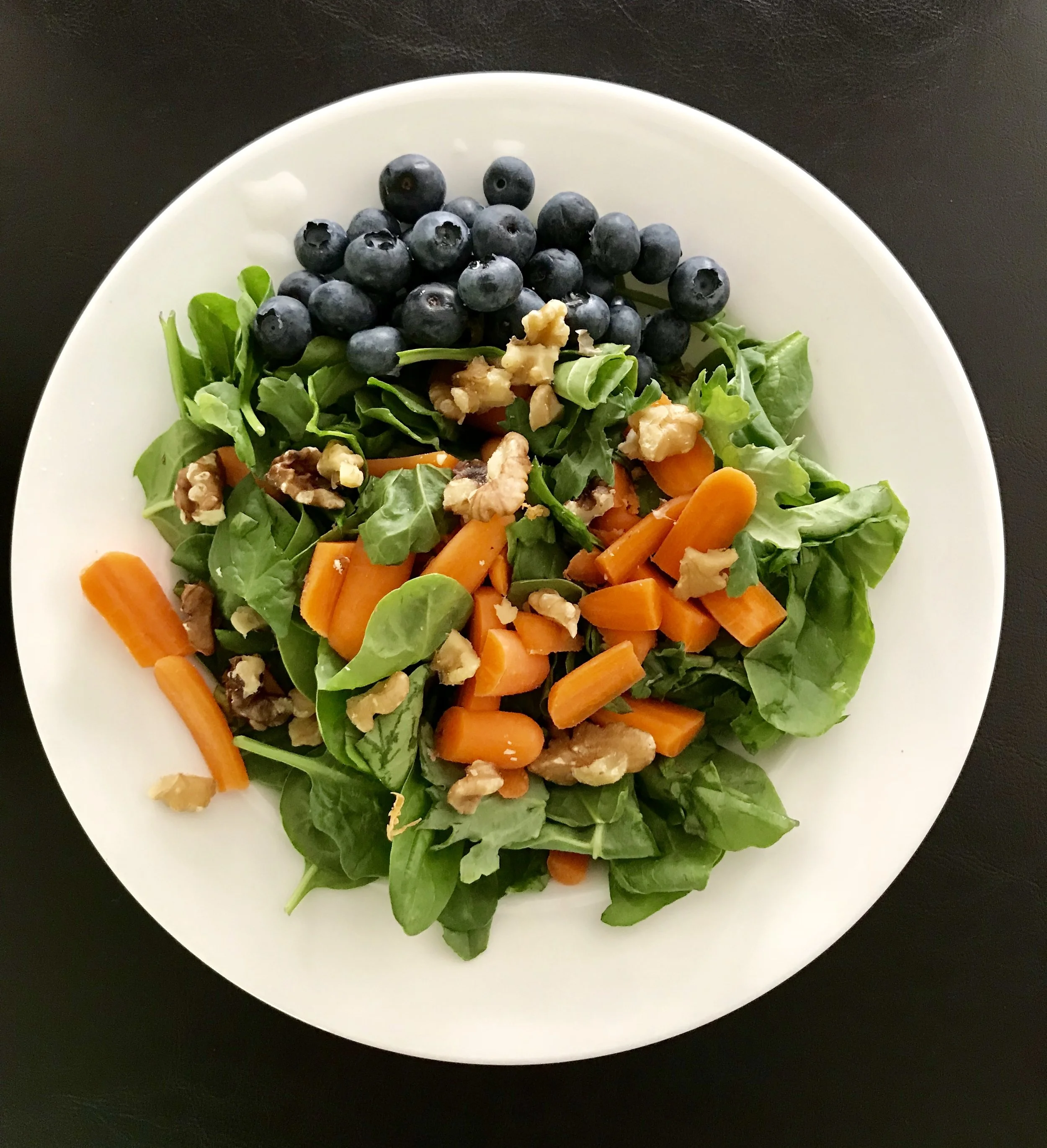 Raw Veggie with Blueberries and Walnuts