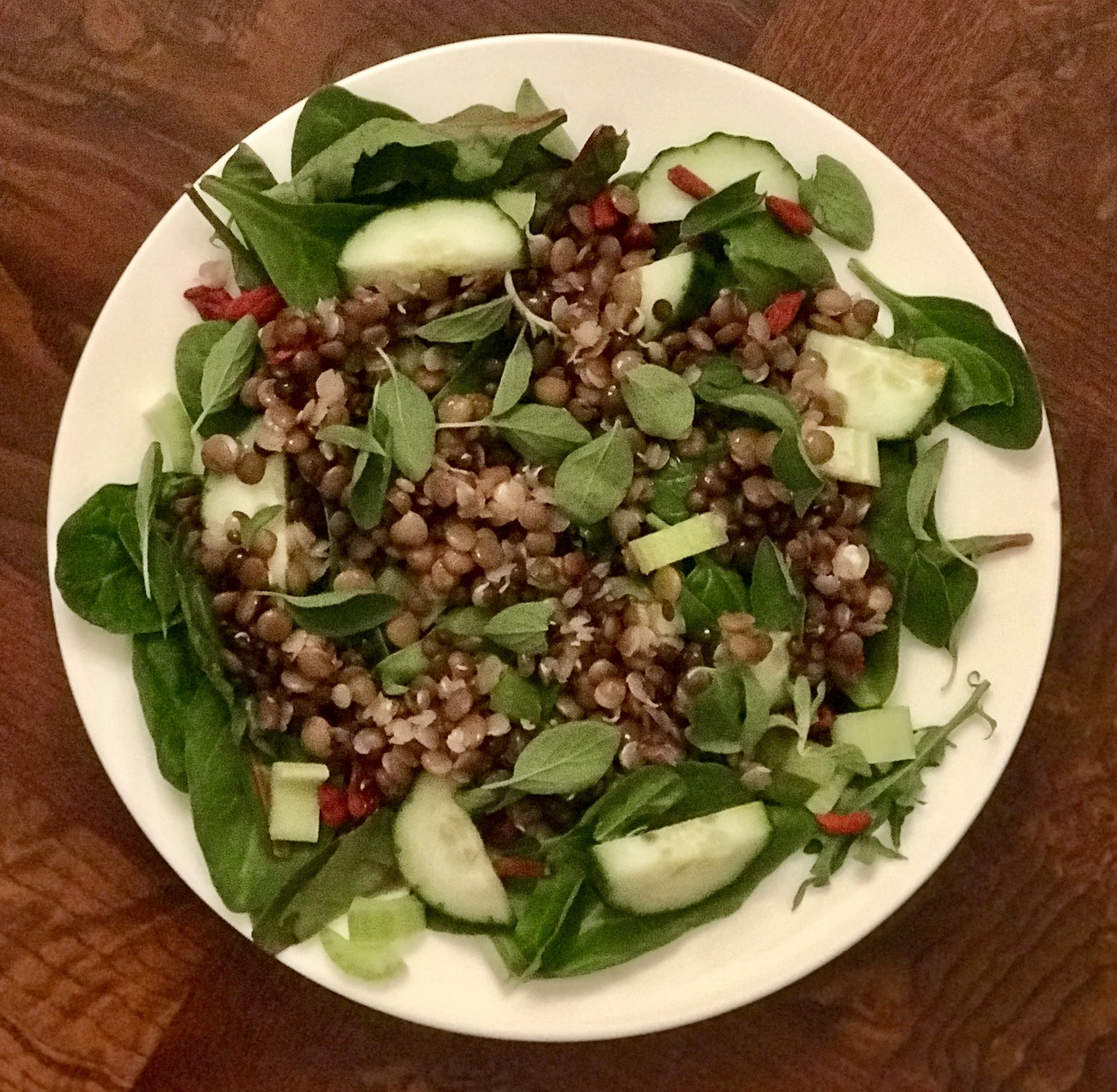 Power Greens w/ Sprouted Lentils &amp; Golgi Berries