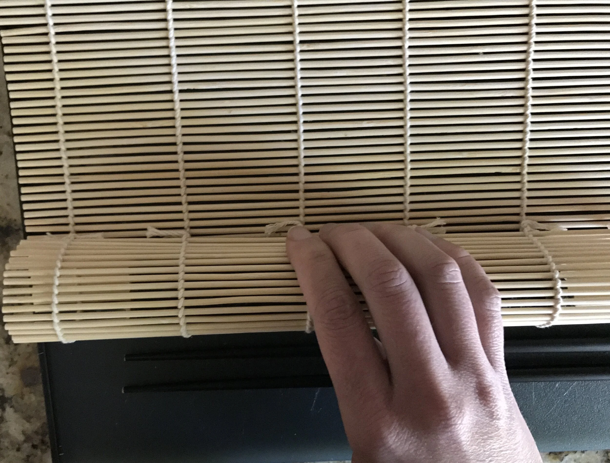 shaping the sushi roll