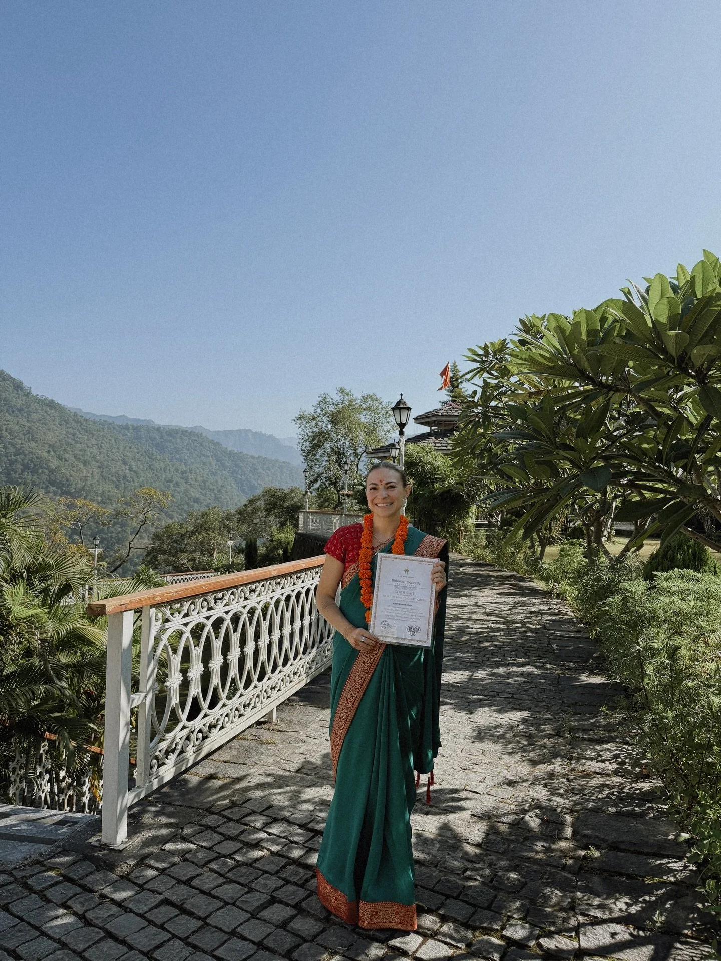 RYT-500 🙏🏻 i can&rsquo;t believe that it&rsquo;s been 2 months since i completed my 300hr yoga teacher training in India!

i feel like all of the things i learned are still integrating in their own unique ways &amp; every day whether i&rsquo;m teac