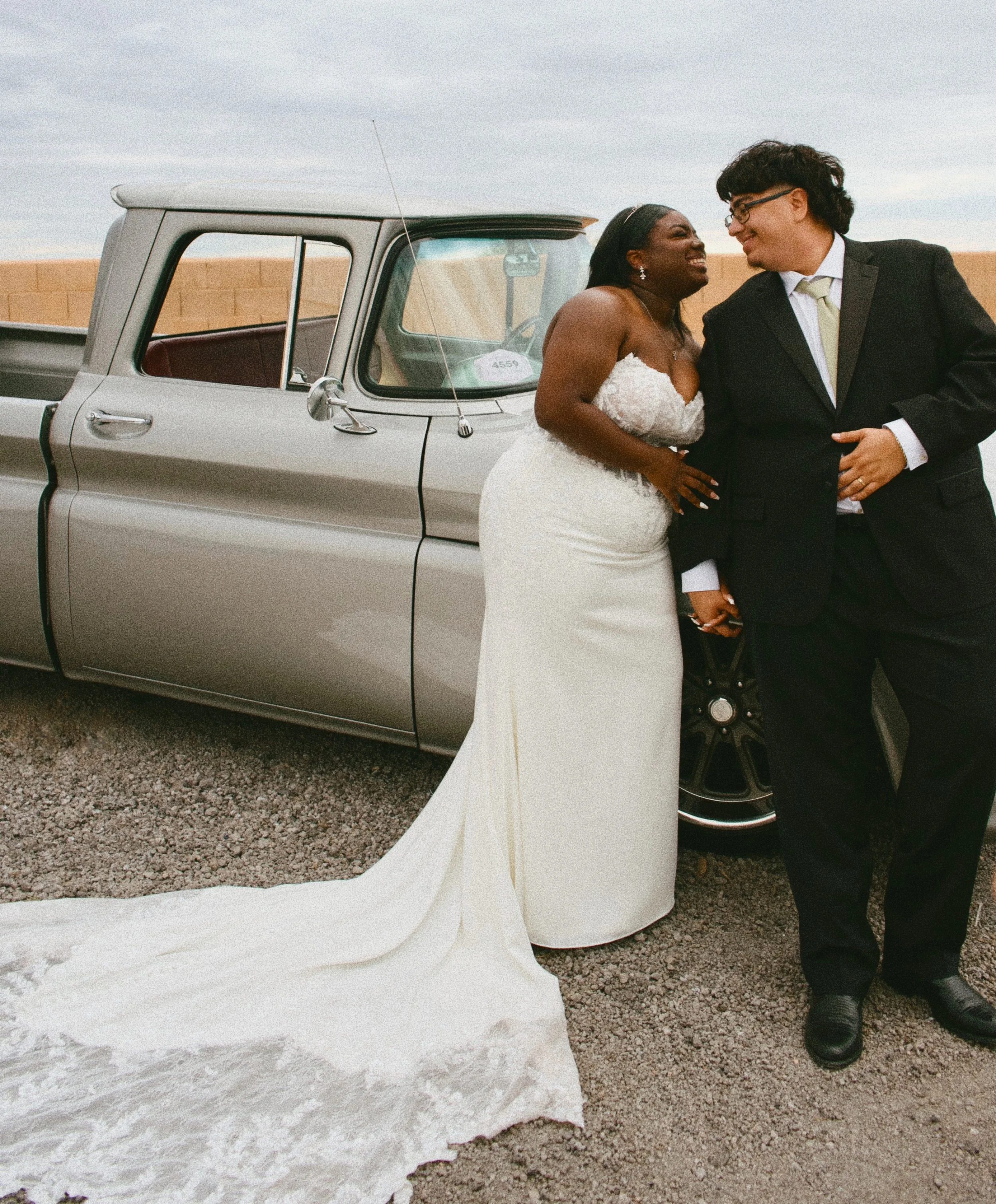 QUEENCREEK_MAKEUPARTIST_SANTANVALLEYMAKEUPARTIST_BESTARIZONABRIDALMAKEUPARTIST.jpg