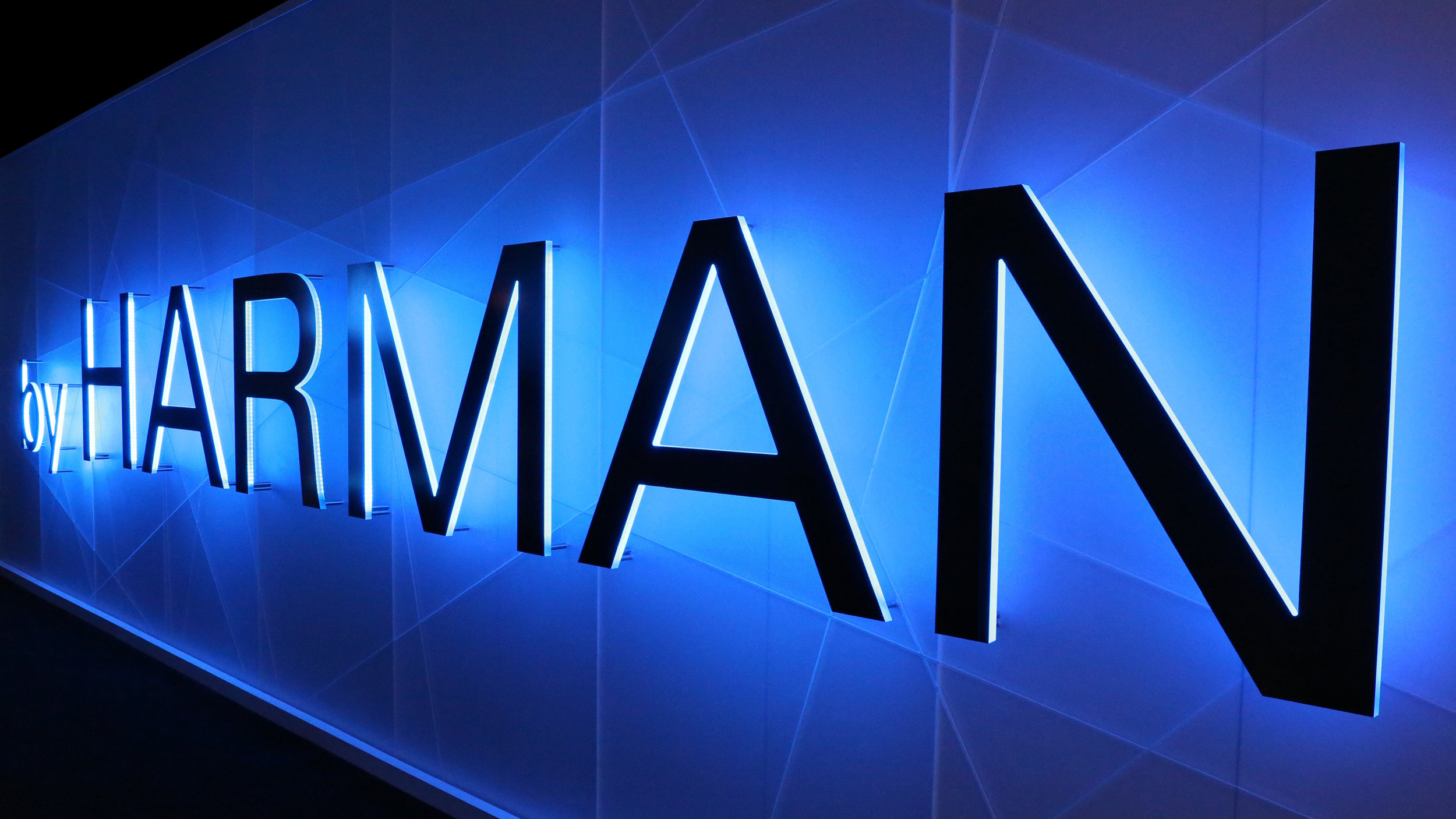 harman_ces_2014_0000_harman_wall.jpg