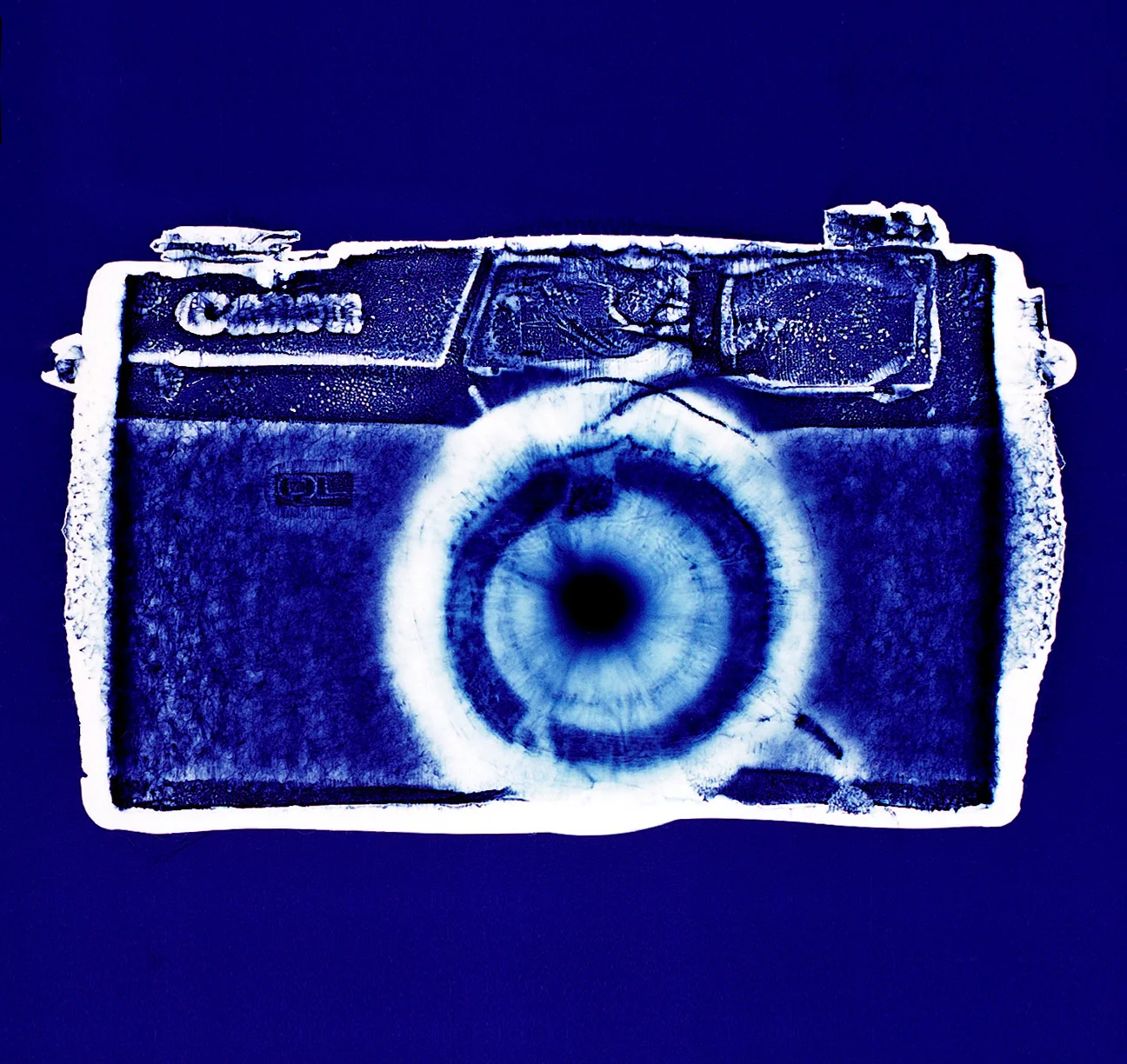 Camera+#12+720x1020_v2.jpg