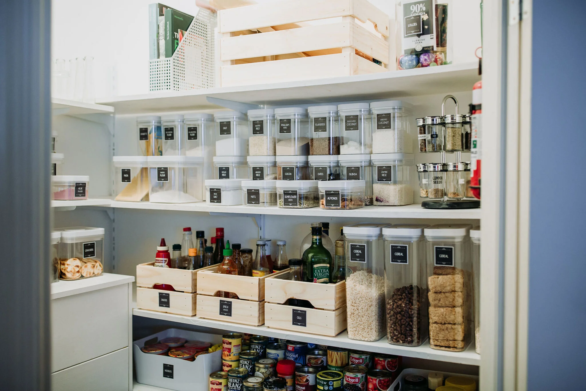 ONE DAY P.A. PANTRY MAKEOVER