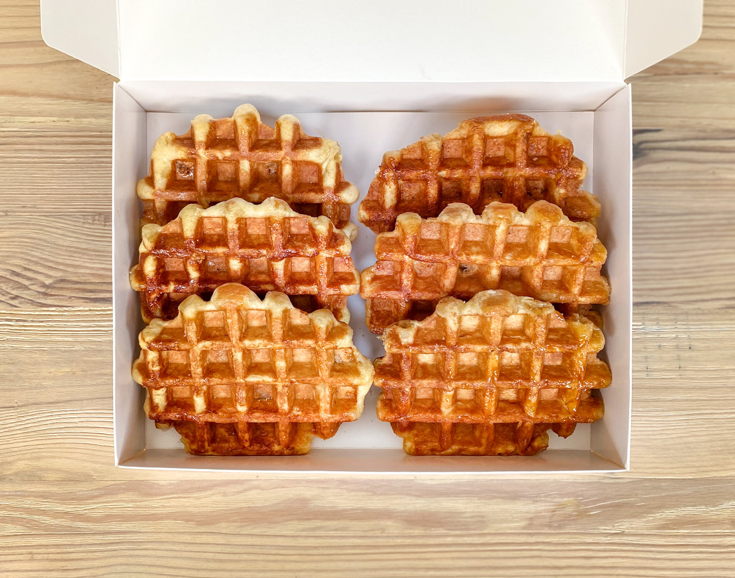 Classic waffles box