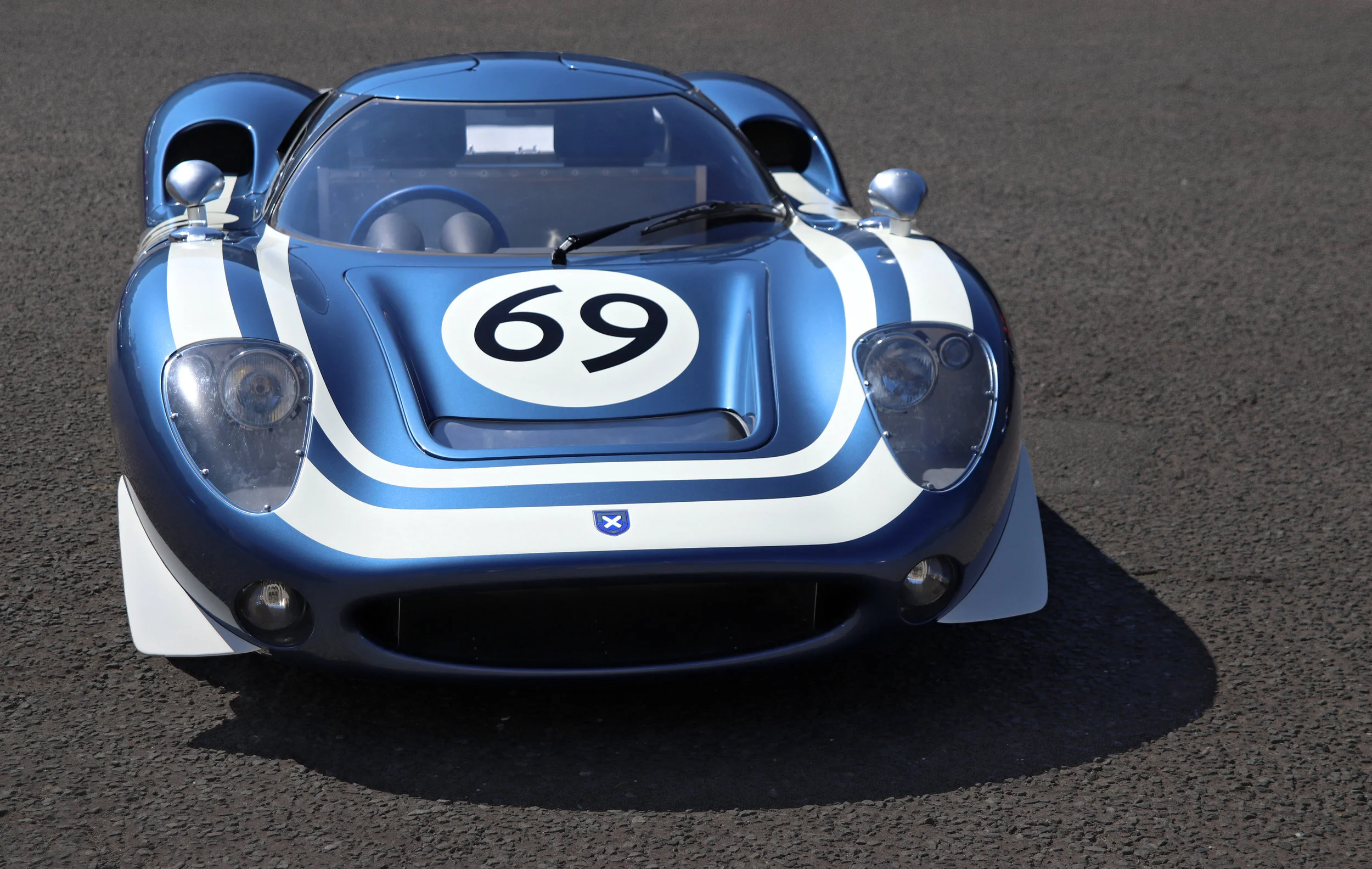 Ecurie Ecosse LM69 front.jpg