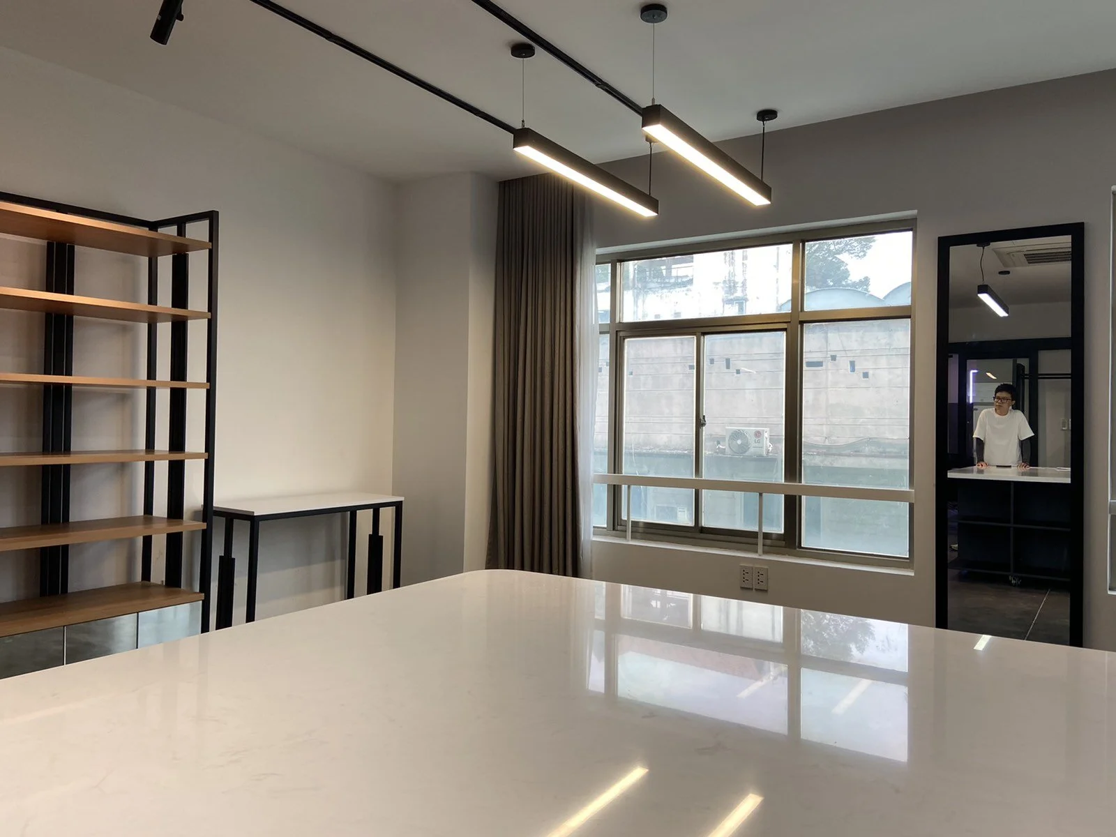 Location dressing | Before