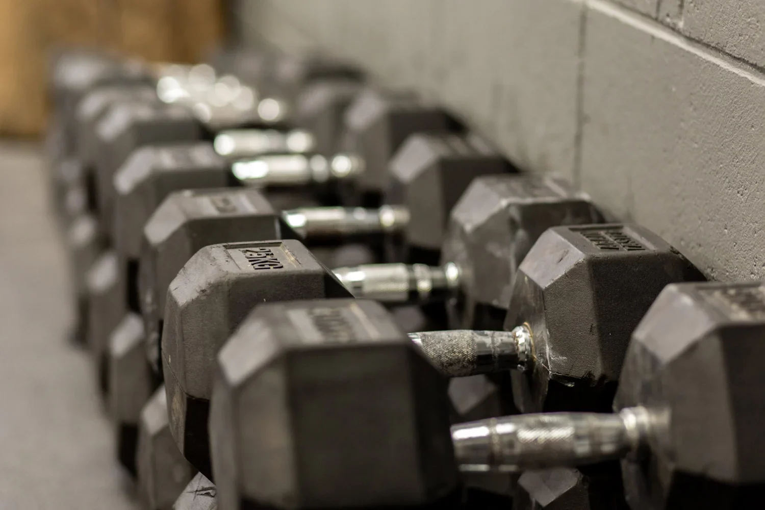 Dumbbell-closeup-2.webp