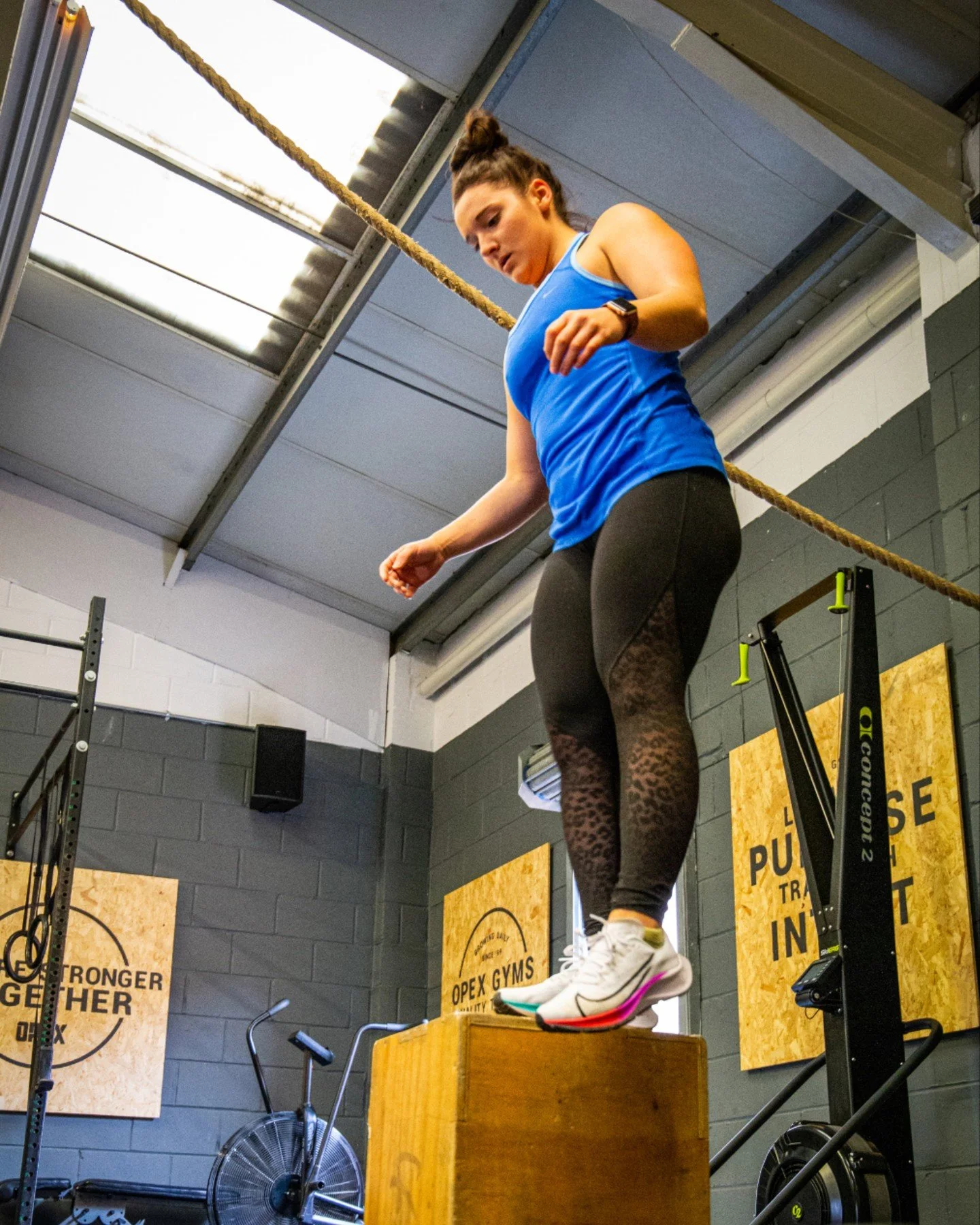 Dark mornings. Cold nights. Still showing up. 💪

.
.
.
.
.

#fitness #gym #personaltraining #strengthtraining #weightloss #fatloss #powerlifting #bristol #bristolgym #bristolpersonaltrainer #bristolcoach #beforeandafter #clienttestimonial #transform