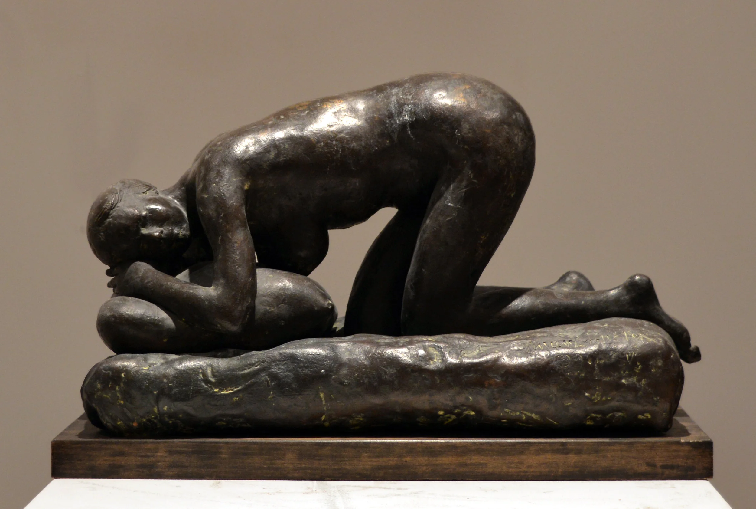 10. Kneeling Female Figure