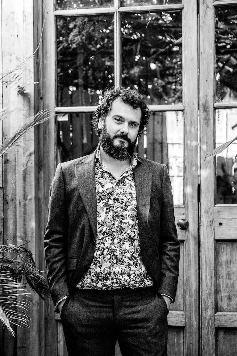 smart groom photography