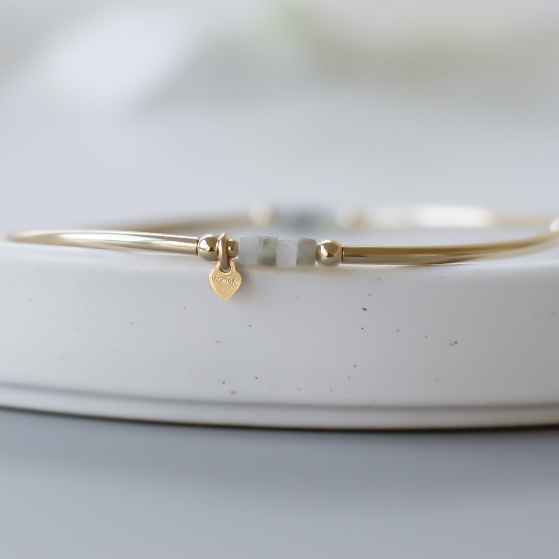 Gold filled and Labradorite stretchy stacking bracelet