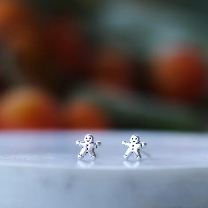 Silver gingerbread men stud earrings