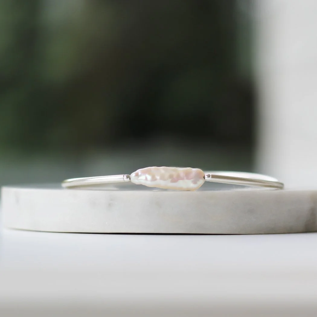 Silver freshwater pearl 'stick' bracelet