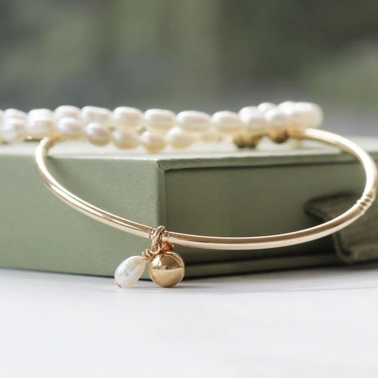 gf fw pearl and ball bracelet.JPG