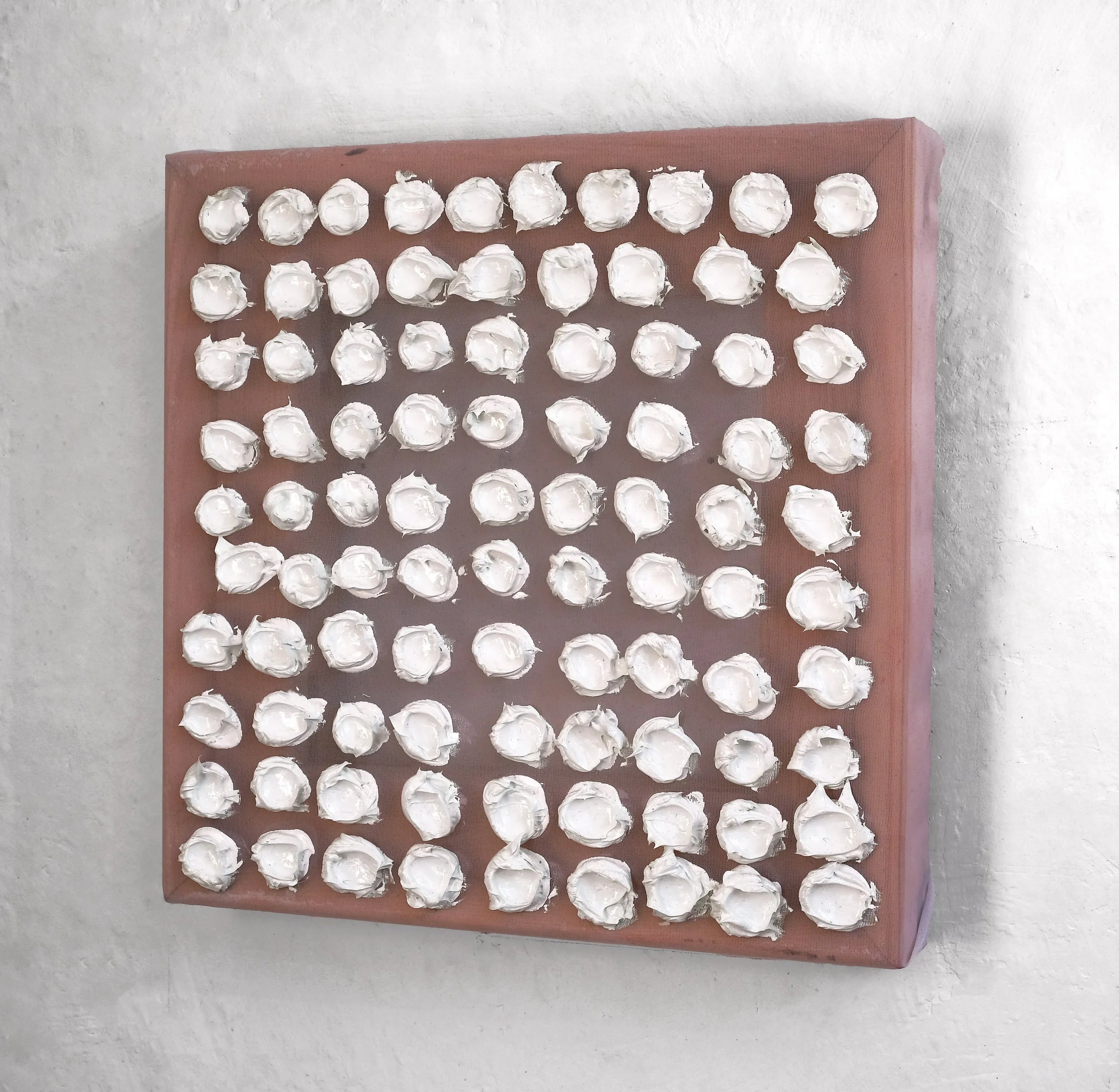 MARCIA THOMPSON  sem título , 2019 óleo sobre voile  45 x 45 x 5 cm