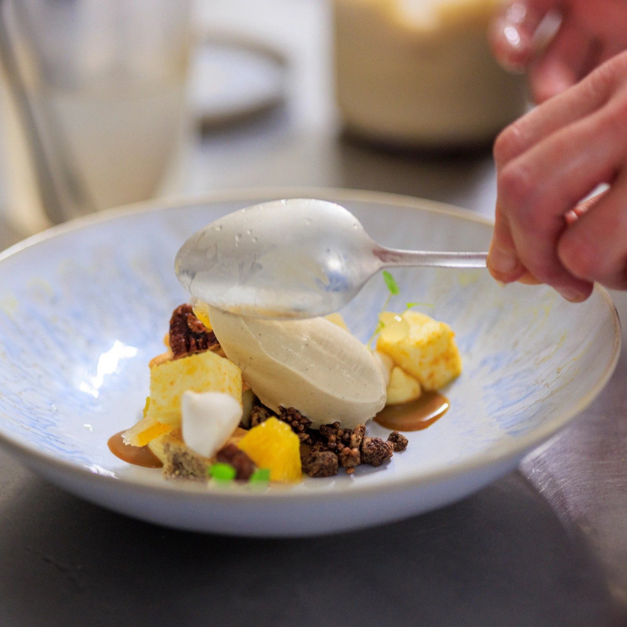 𝐅𝐢𝐧𝐢𝐬𝐡𝐢𝐧𝐠 𝐭𝐨𝐮𝐜𝐡 𝐛𝐢𝐣 𝐡𝐞𝐭 𝐝𝐞𝐬𝐬𝐞𝐫𝐭
#cottontree #cottontreecity #restaurant #denhaag #thehague #langevoorhout #museumkwartier #lekker500 #gaultmillau #thisisthehague #mooisteterras