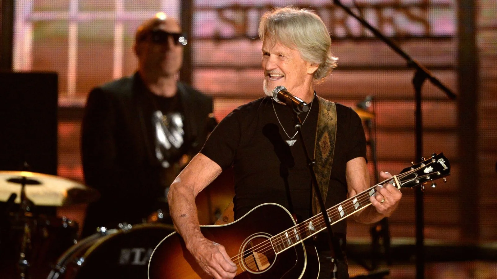 Sky News : Glastonbury 2017: Country legend Kris Kristofferson to perform