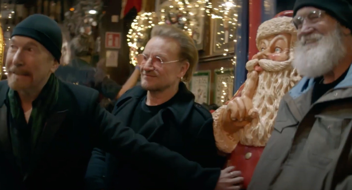 Rolling Stone : Bono and the Edge Give David Letterman Tour of Dublin, Intimate Concert in Disney+ Special (by Daniel Kreps)