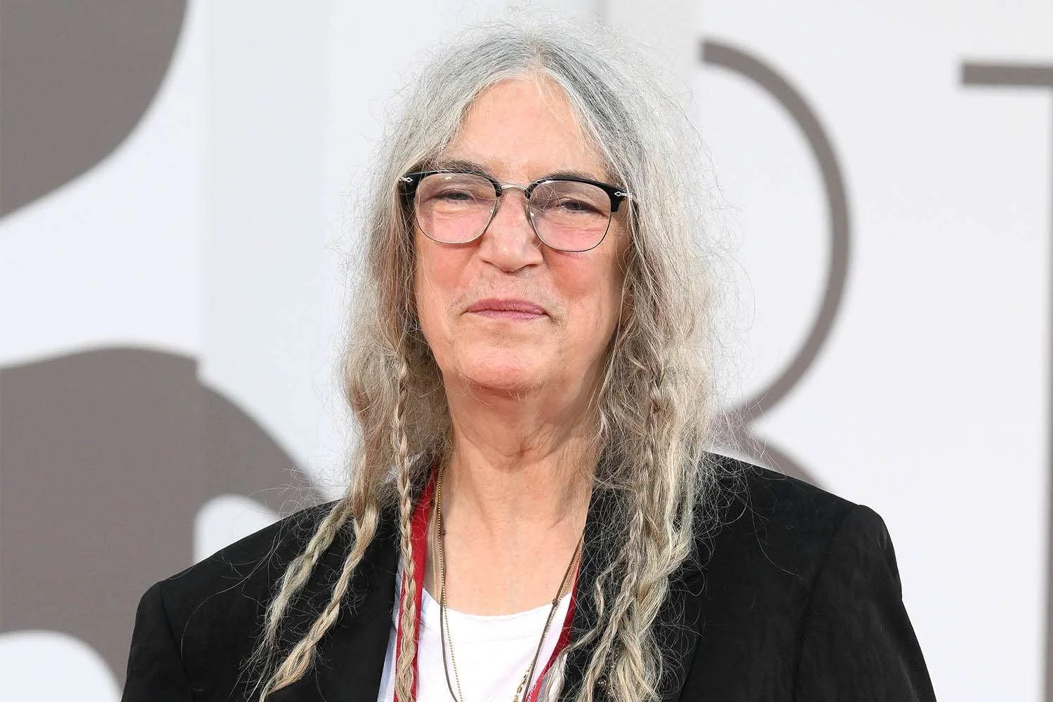 Encore Magazine: Patti Smith Brings Songs and Memoir to Miami