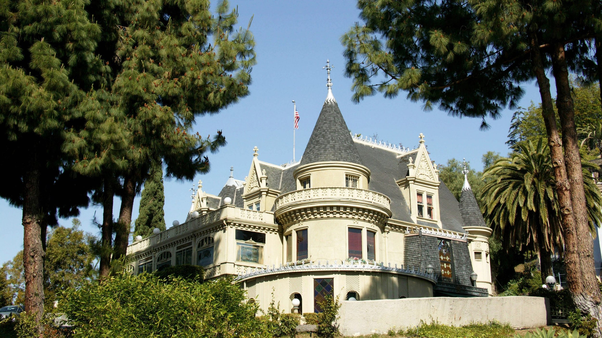 Magic-Castle_CAB1KE-(2).jpg