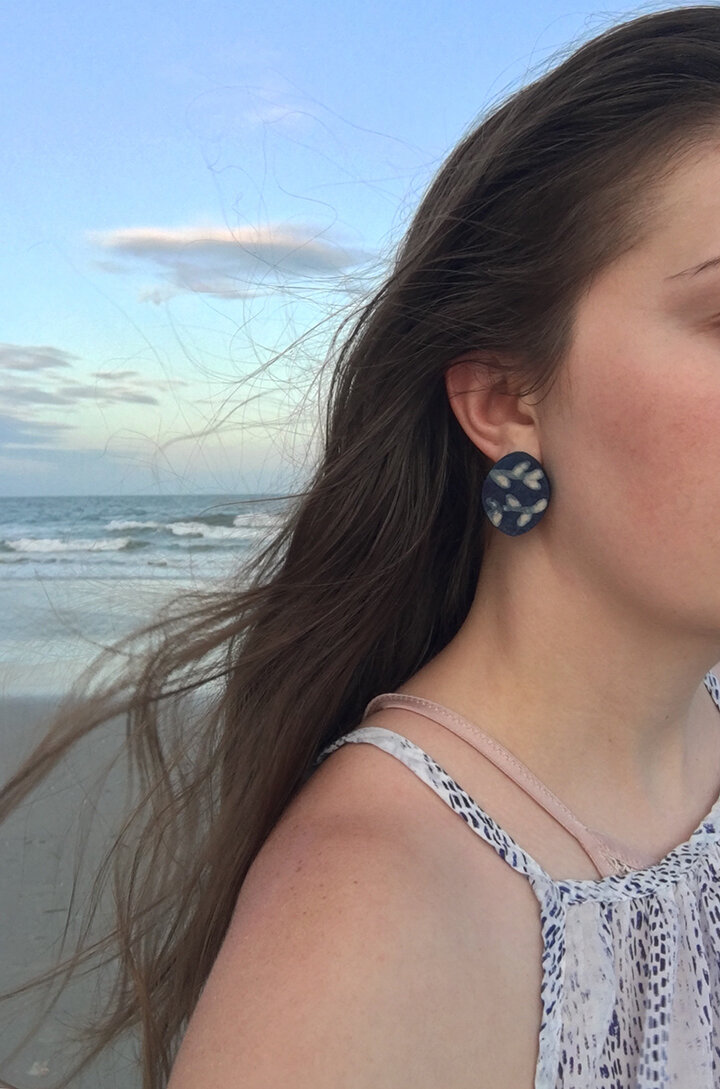 Floral oval earrings 