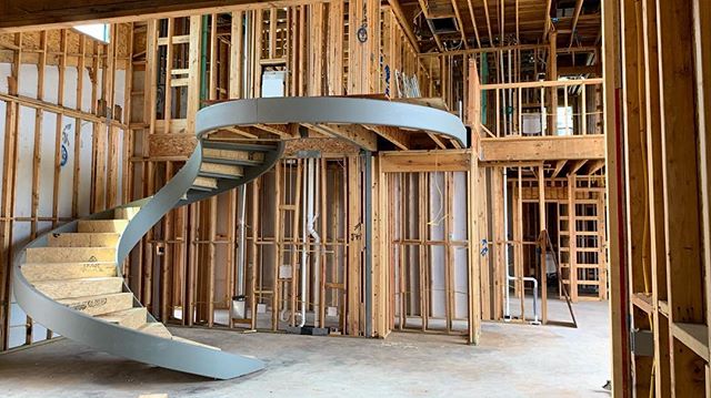 Checking in on a cantilevered steel staircase. #structuralengineering #steeldesign #houstoncustomhomes