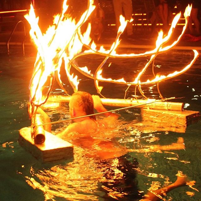 Floating fire sculptures are GOOOOO!