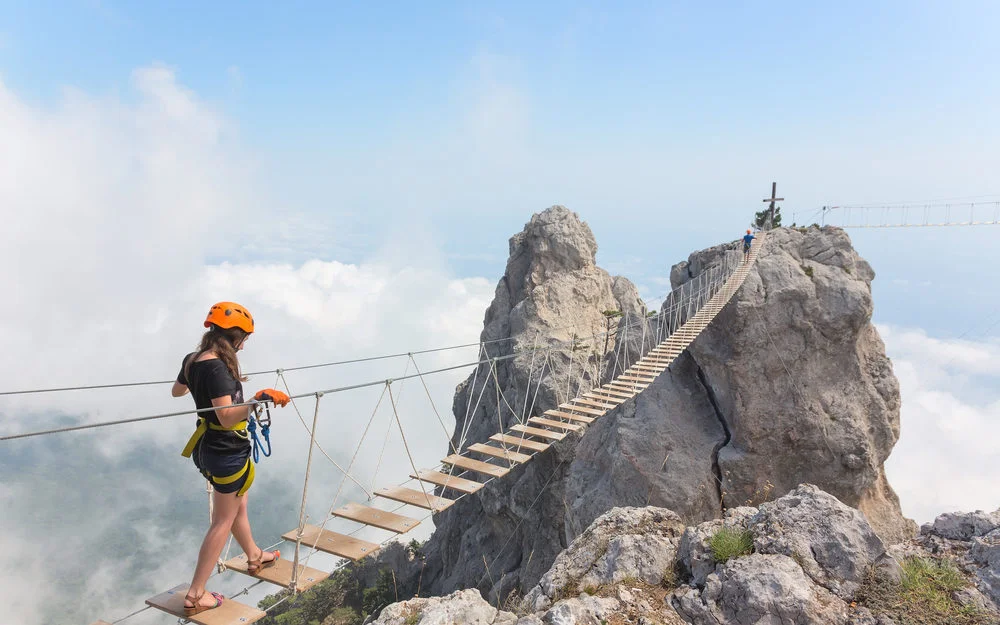 crossing-the-chasm-1000x625.jpg