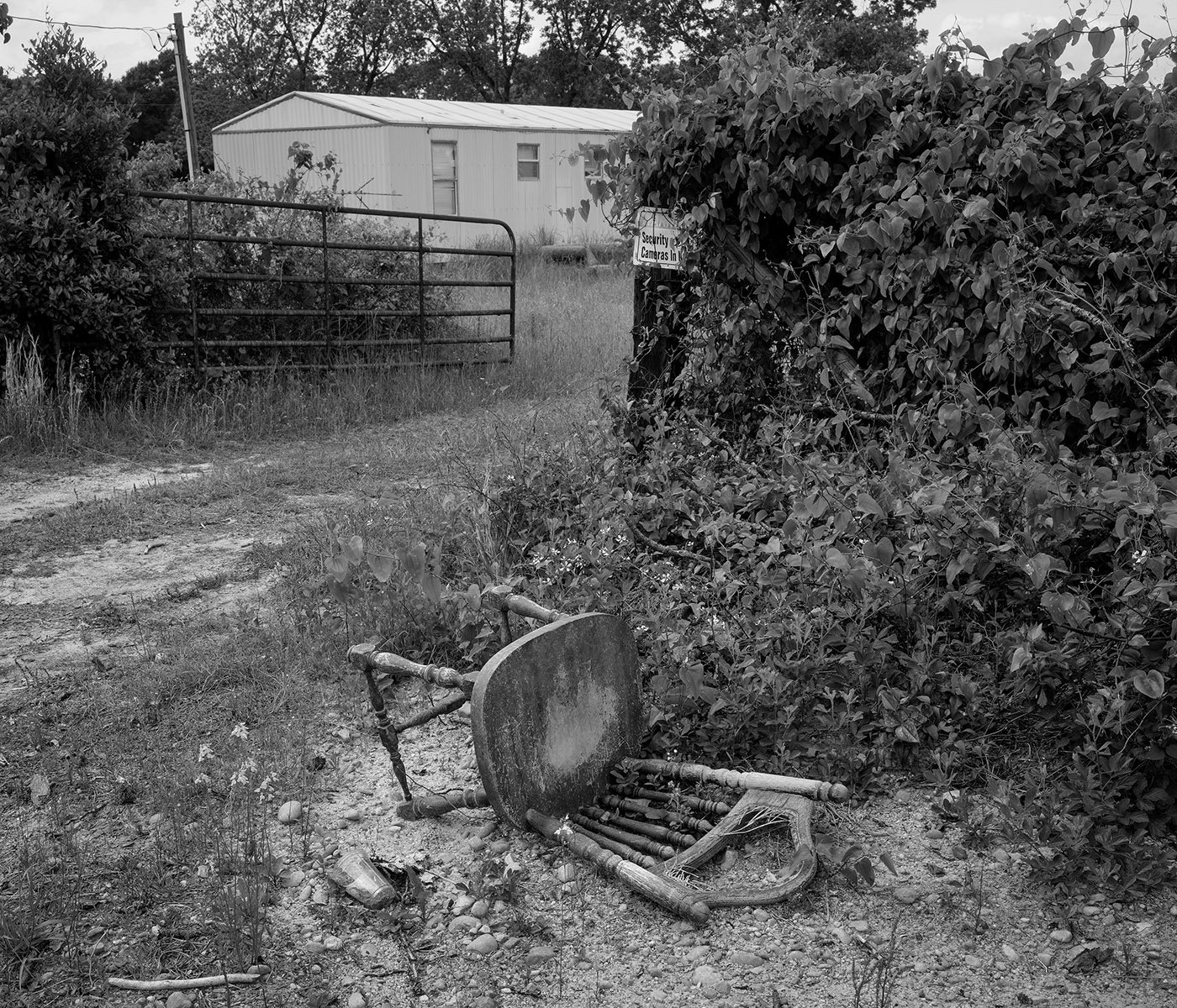   Macon County, Ala. Near the former site of Fort Bainbridge.   Archival Pigment Print Image: 2021 / Printed: 2022 15 x 17 1/2 in (image size) Edition: 1/10 The Do Good Fund, Inc., 2022-021 