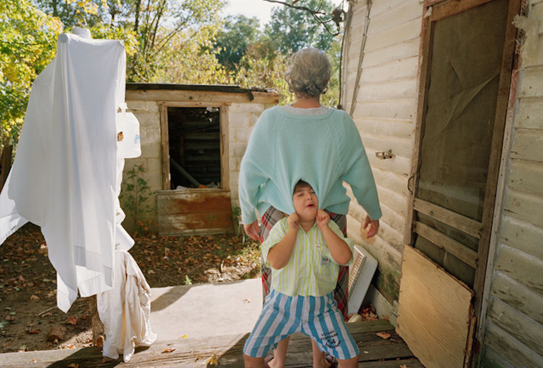  Sheron Rupp  Lucille and LaTosha, Moss, Tennessee  Image: 1990/printed: 2021 Edition: 1/10 Inkjet print 18 x 26 1/2 in. (image size)  The Do Good Fund, Inc., 2021-017 