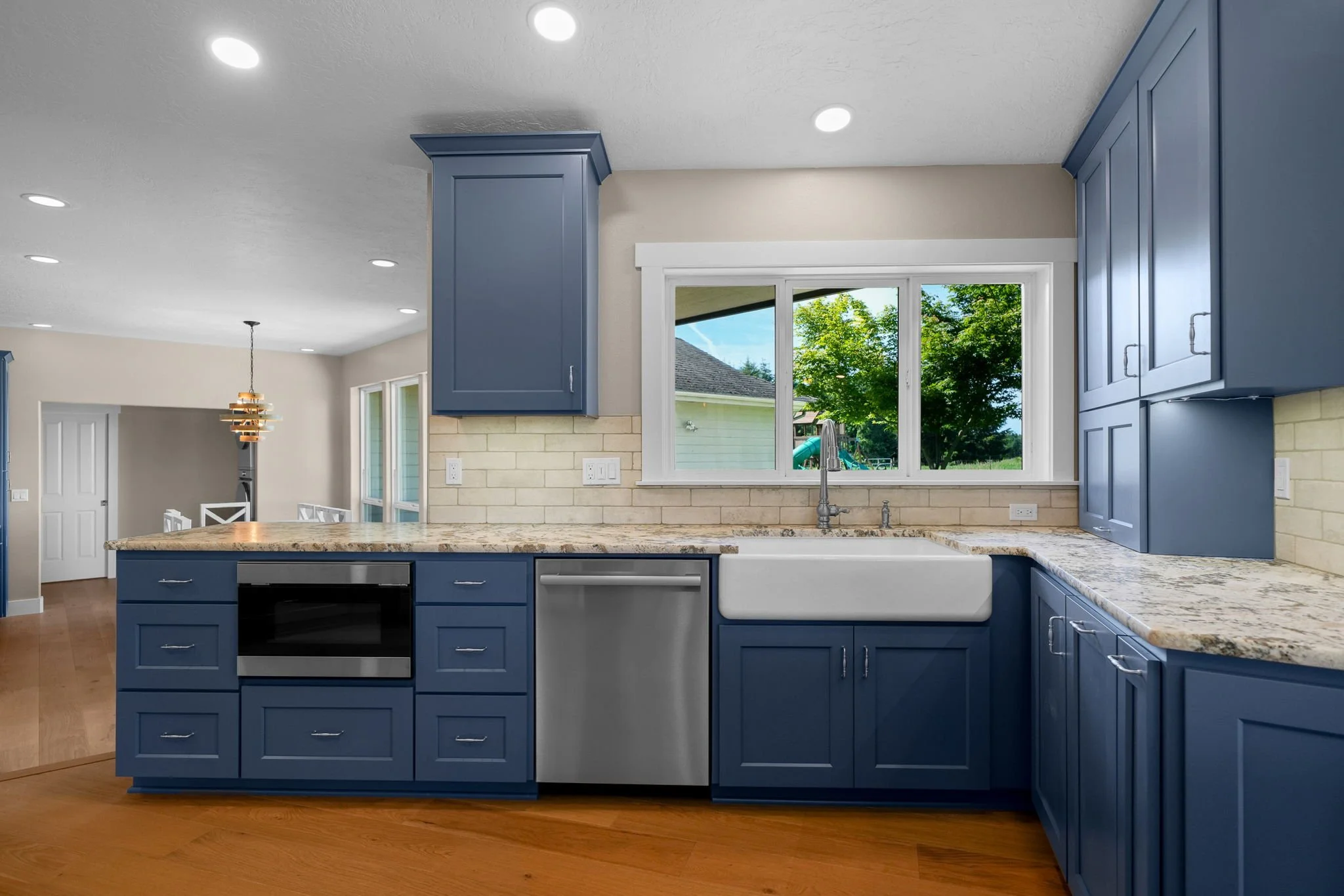 Transitional Kitchen Remodel by Crowsfoot Carpentry LLC — Project 2 project photo 2