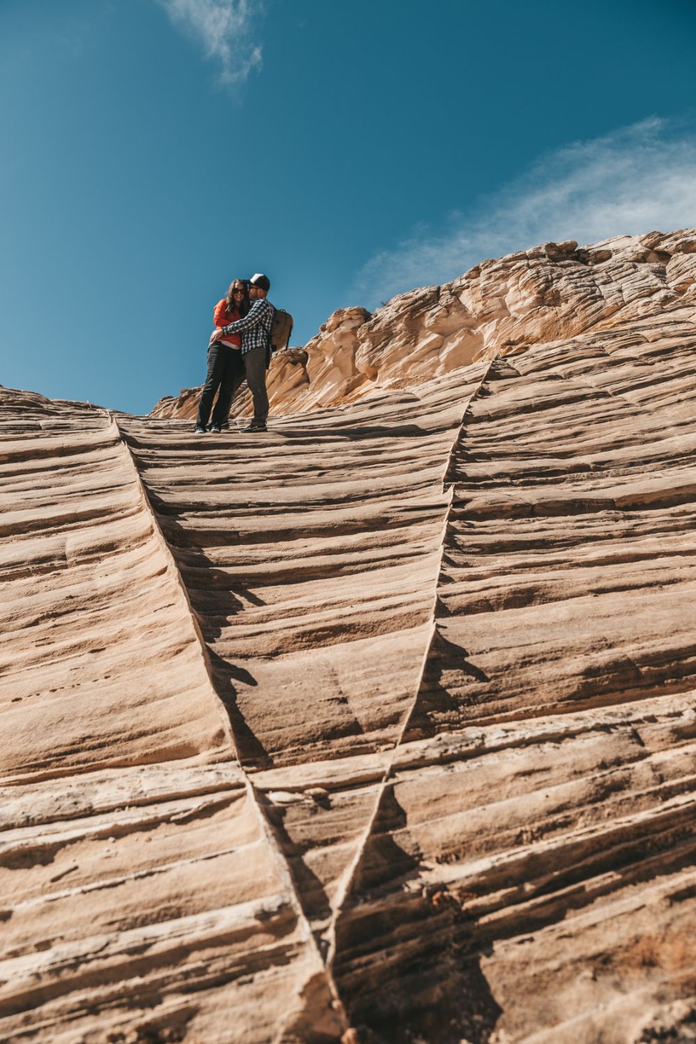 bride-groom-explore-whitepocket-Utah