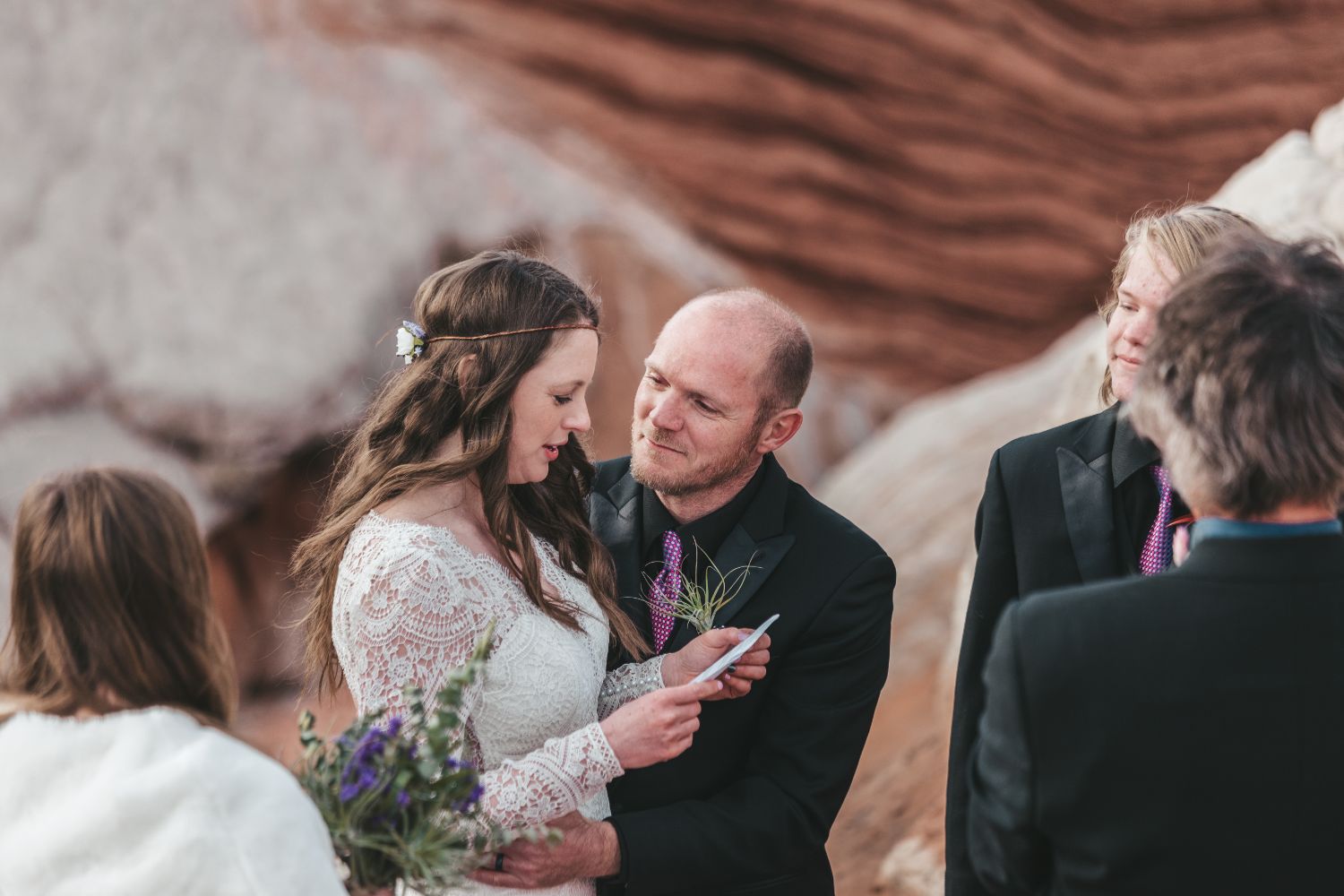 bride-reads-vows-utah-elopement