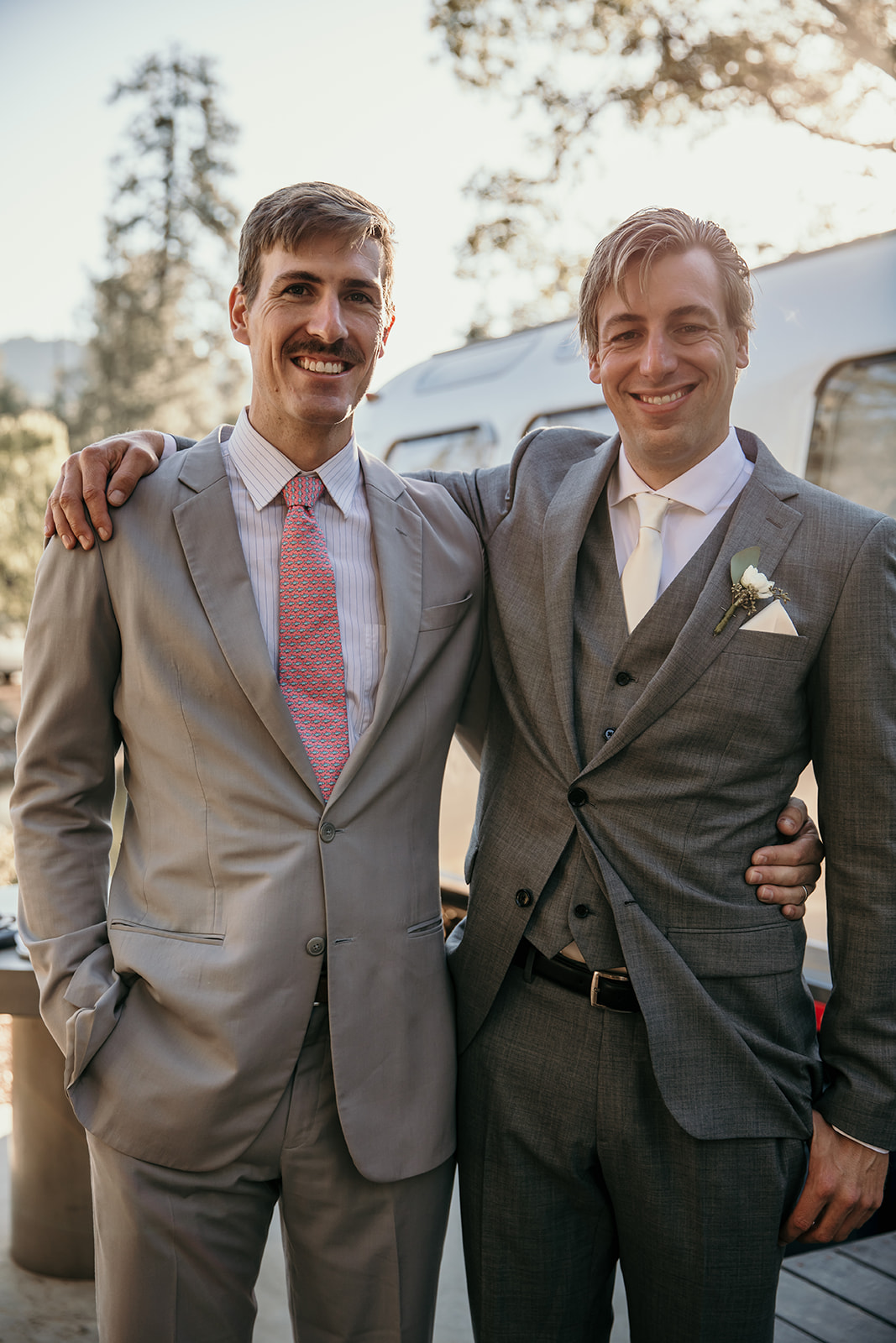 groom-with-brother