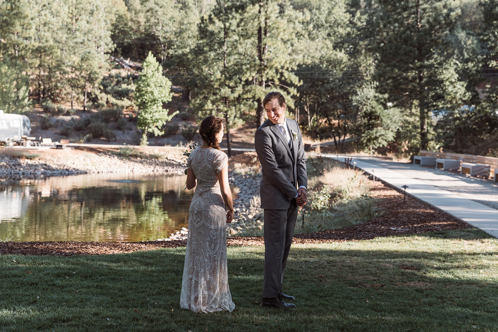 first-look-yosemite-wedding