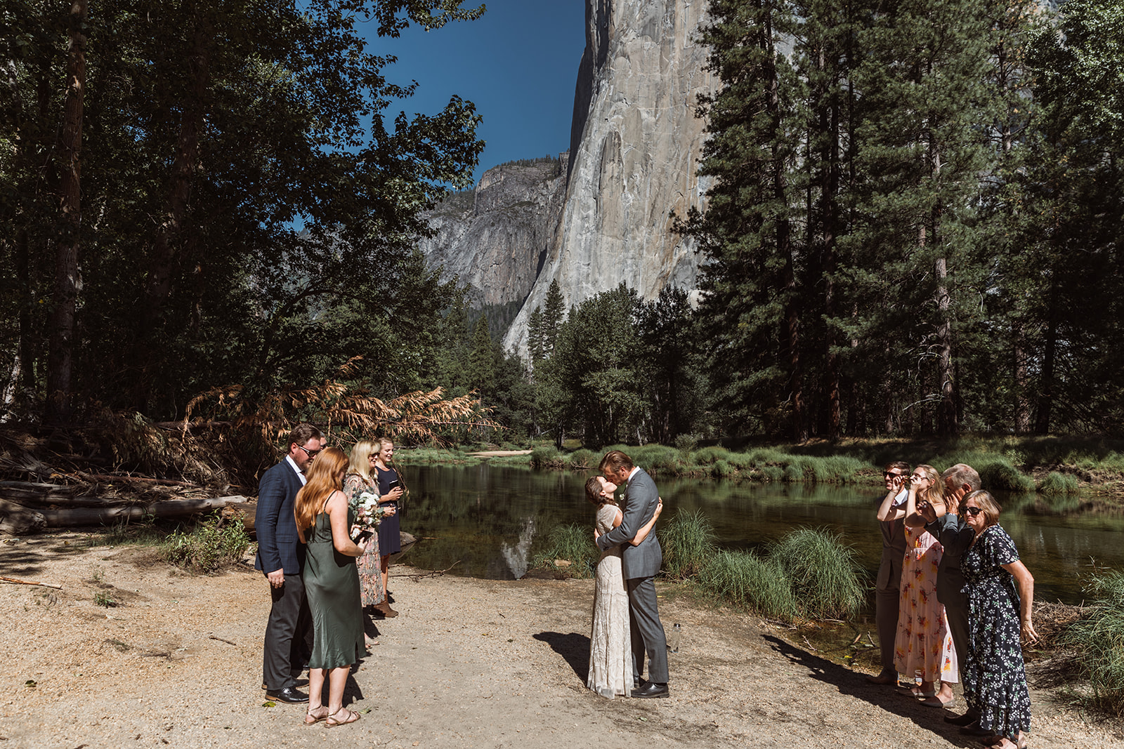 bridal-party-yosemite-california