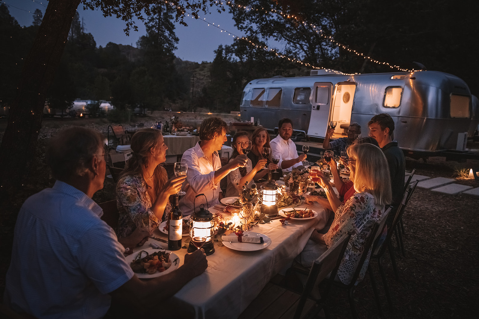 dinner-toast-yosemite-california