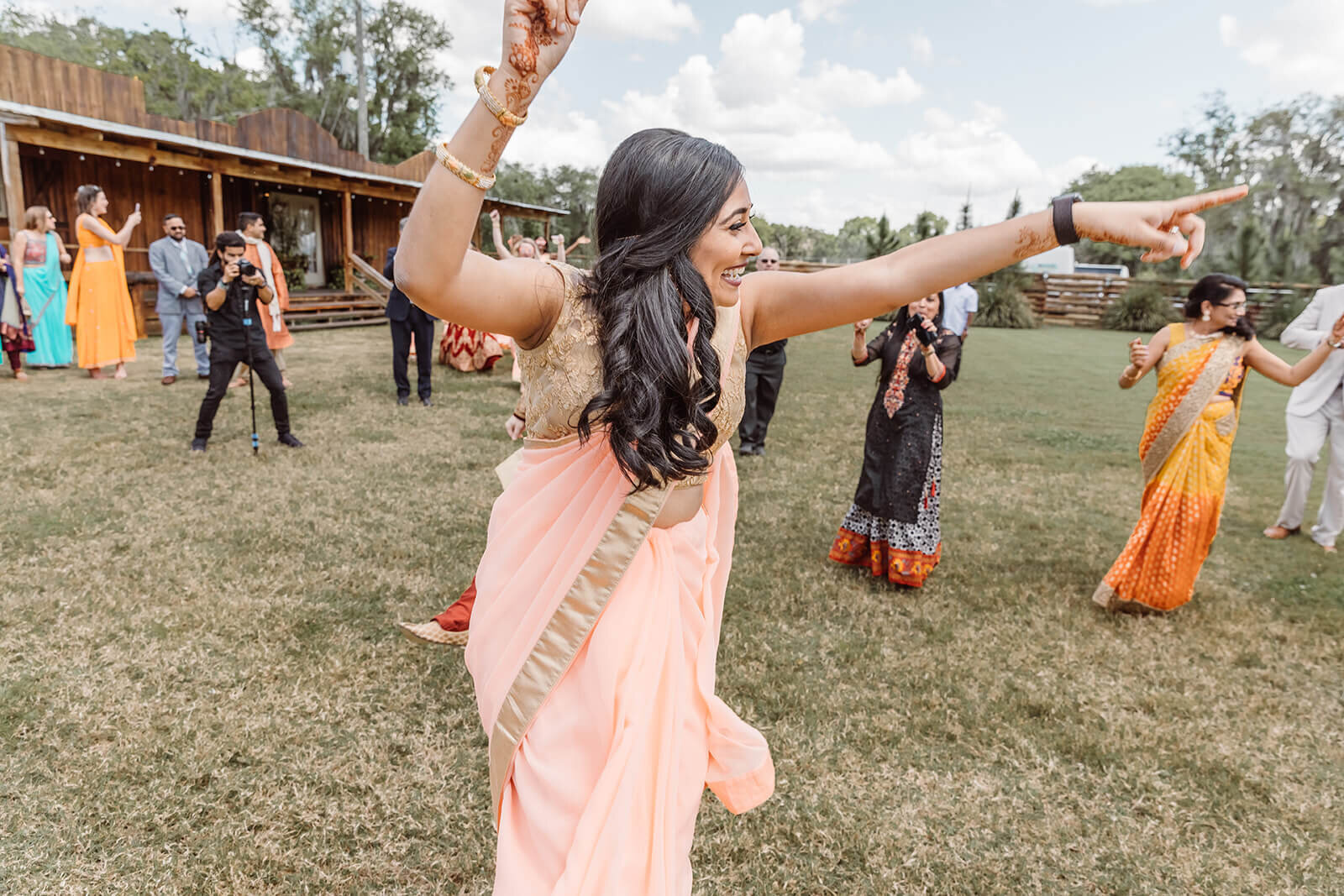 sister-bride-dances